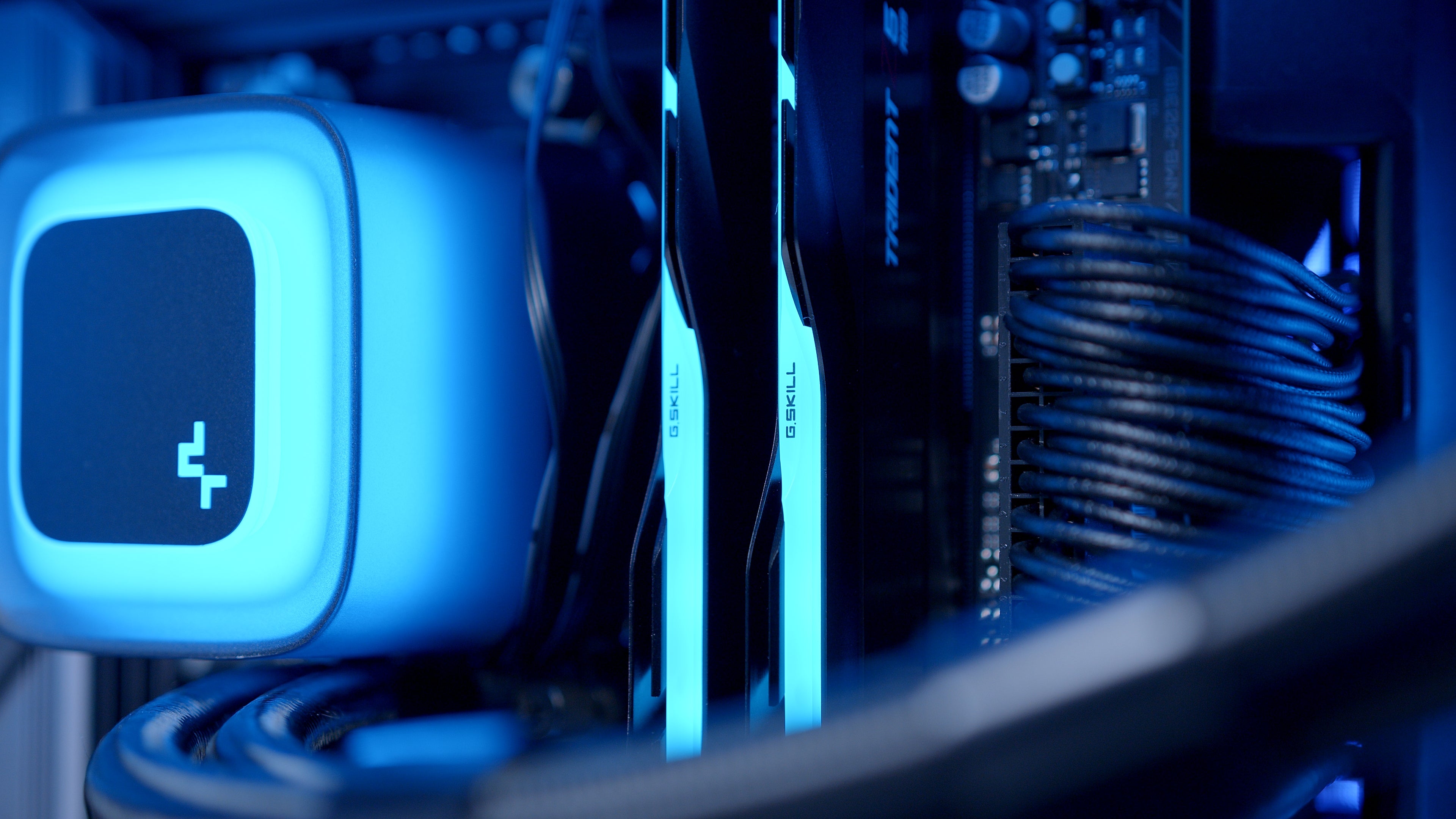 GeekaPC 'Spectra' Gaming PC