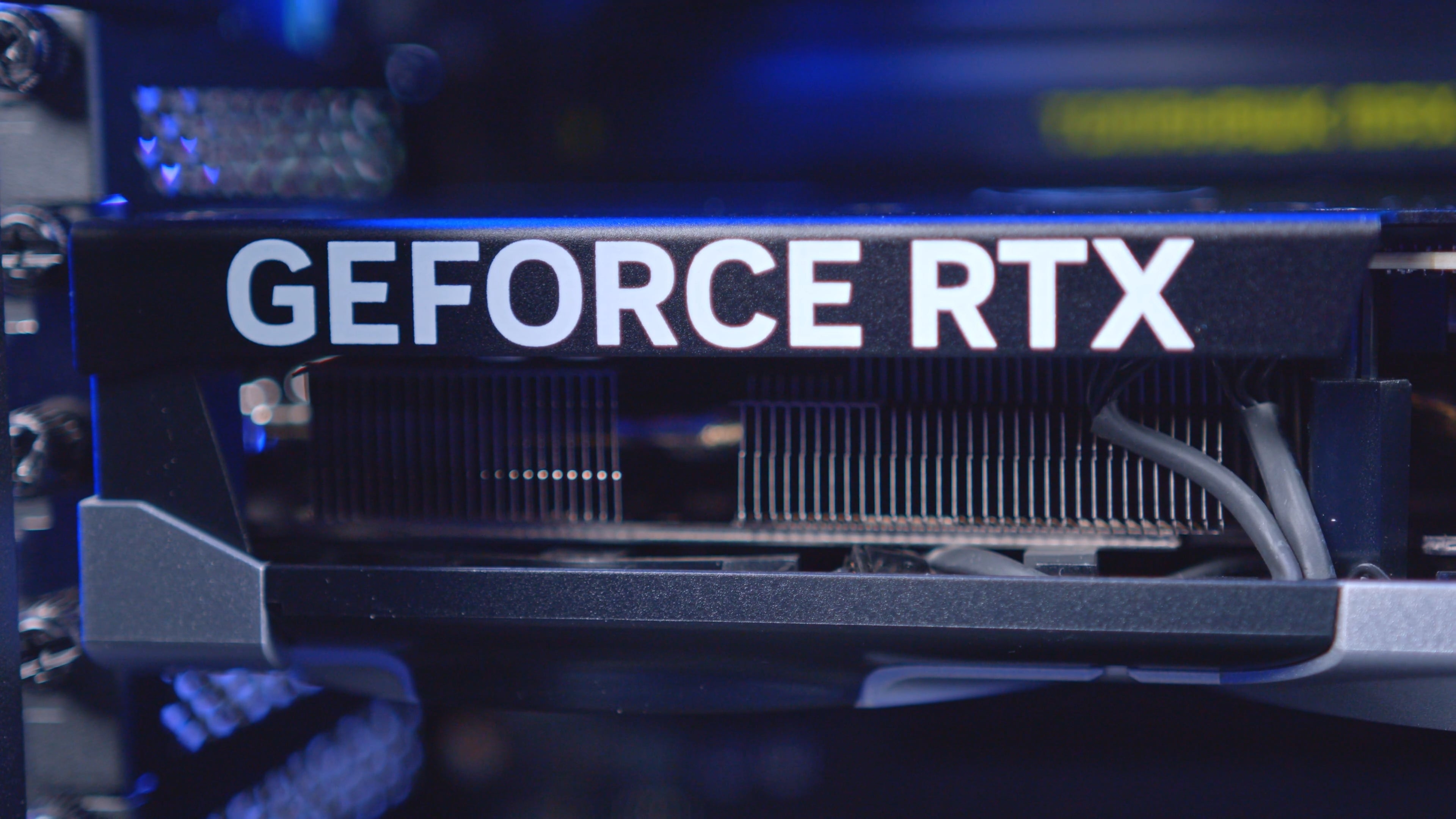 GeekaPC 'Frame' (RTX 5070 Ti / RTX 5080 / RX 9070 XT)