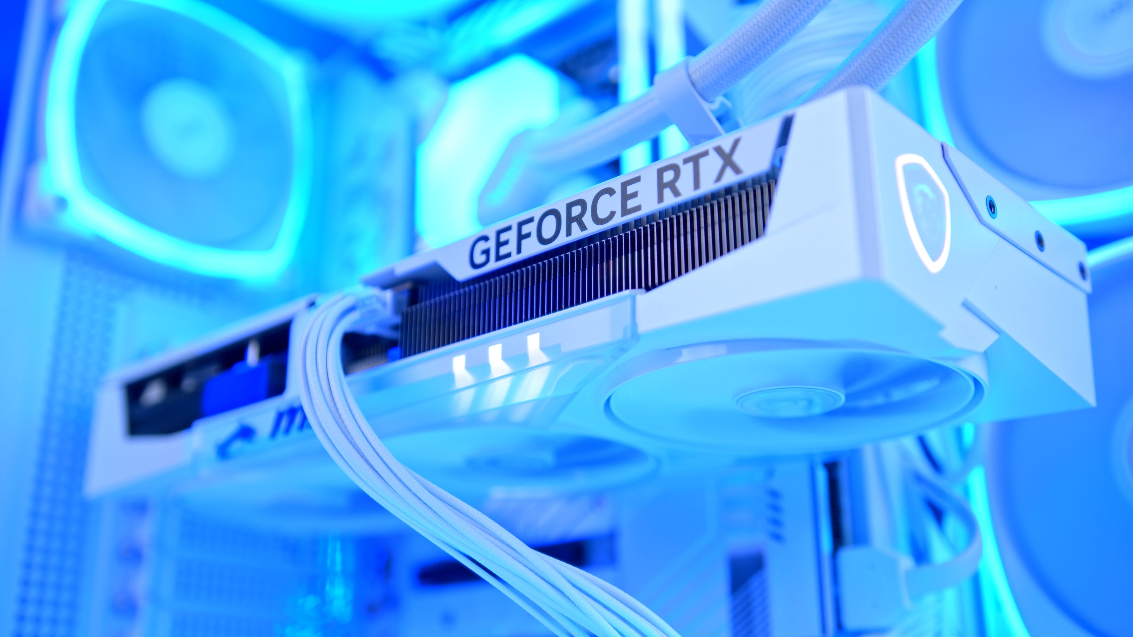 GeekaPC 'Avalanche' Gaming PC