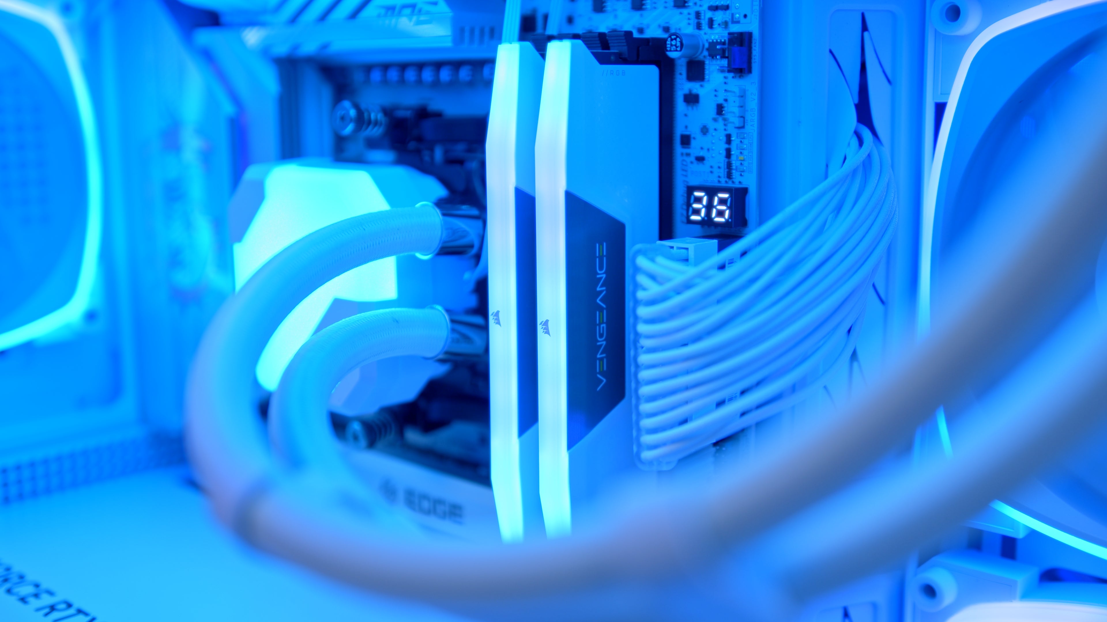 GeekaPC 'Avalanche' Gaming PC