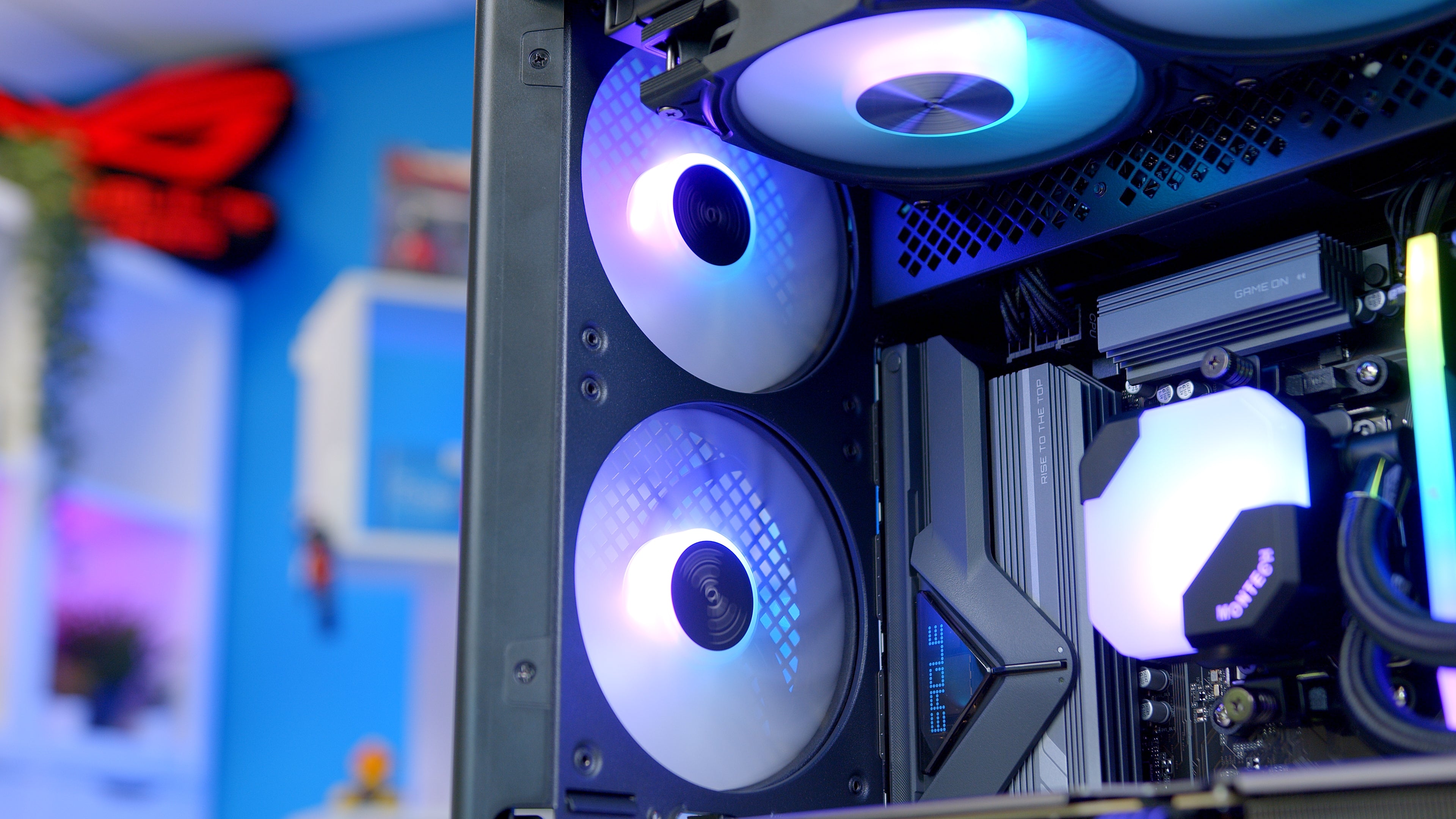 GeekaPC 'Flow' (RX 9060 XT 16GB / RX 9070 / RTX 5070)