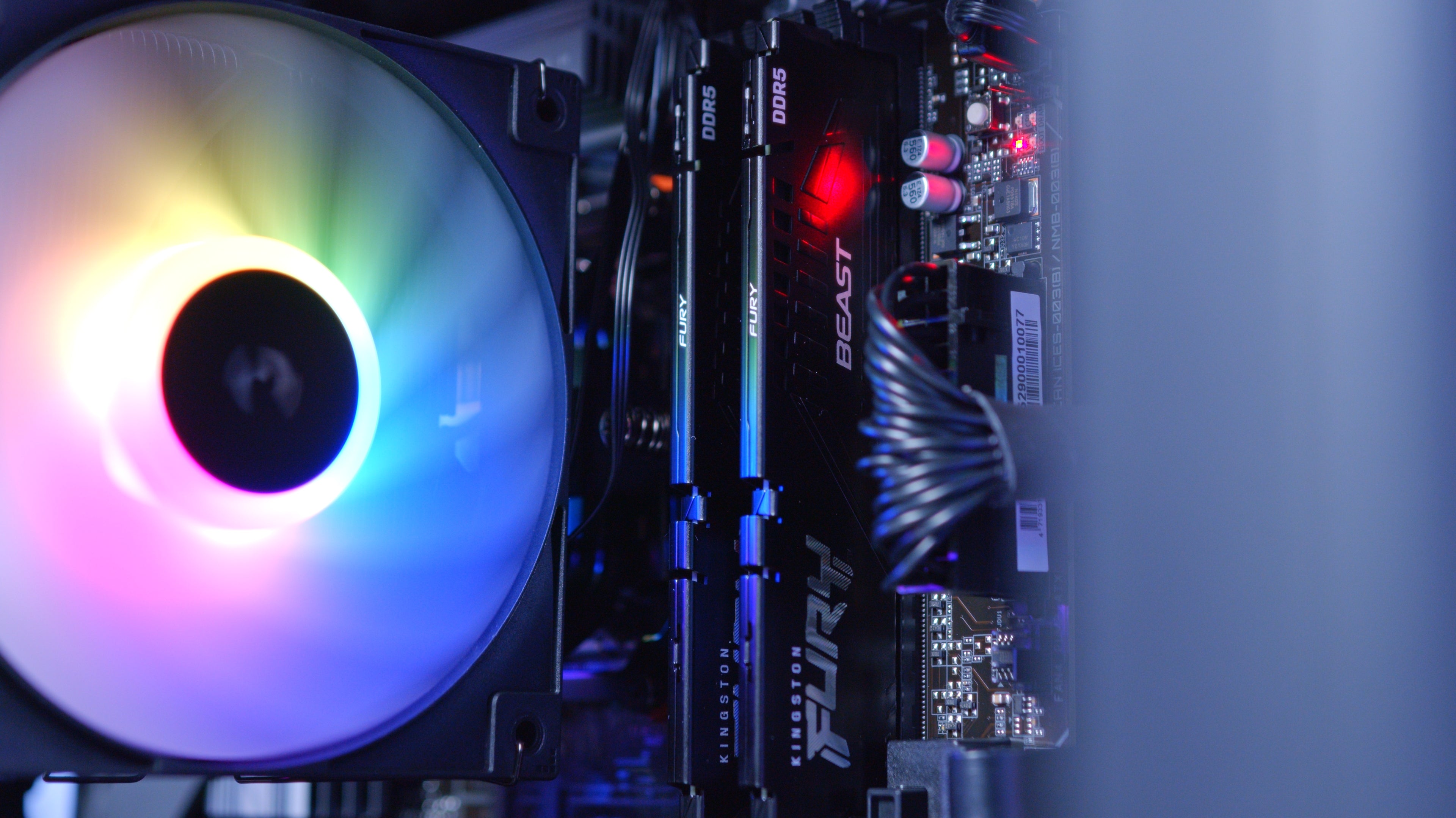 GeekaPC 'Arc' (Arc B580 / RTX 5060 / RX 9060 XT 16GB)