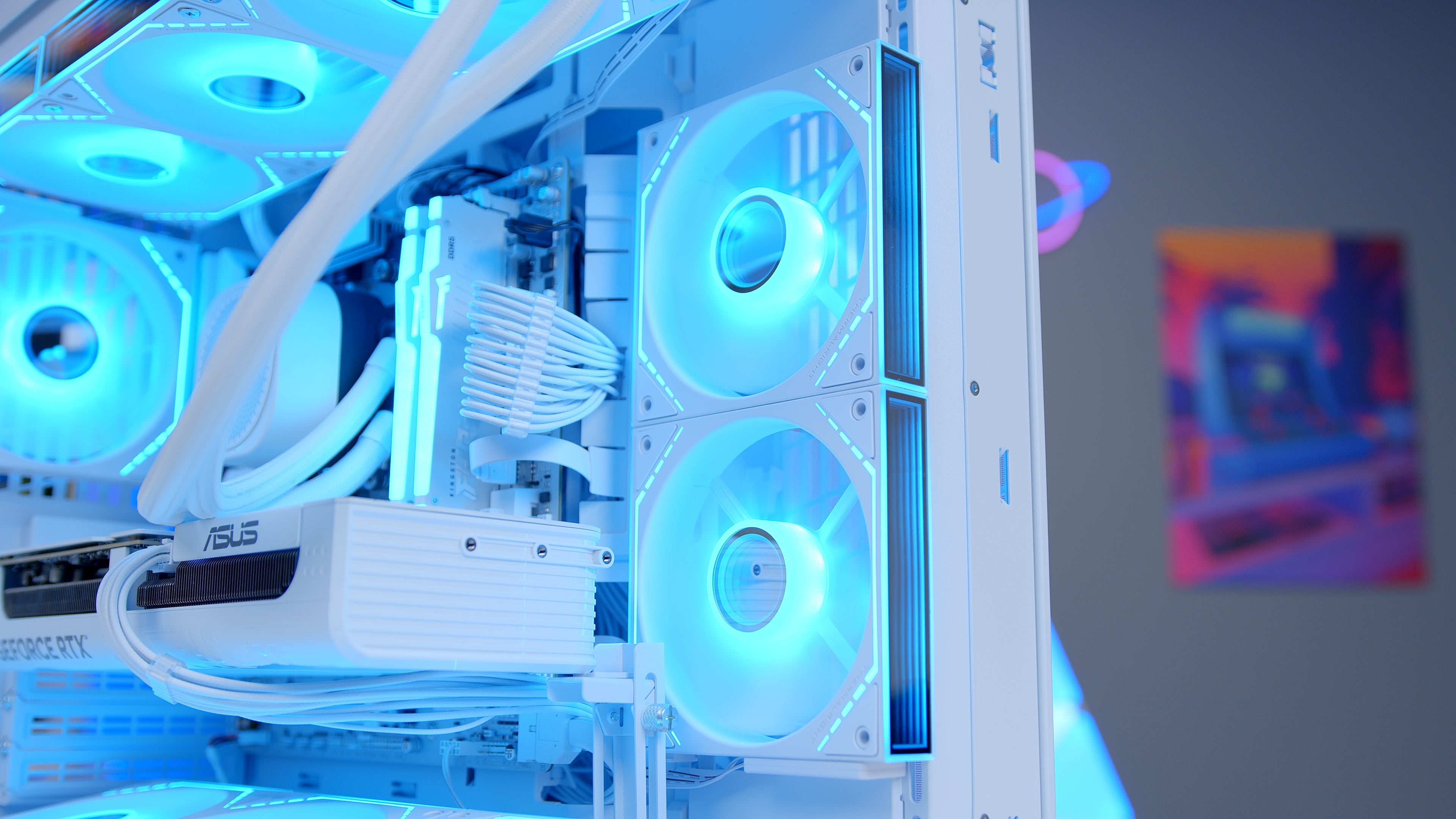 GeekaPC 'White Flux' Gaming PC