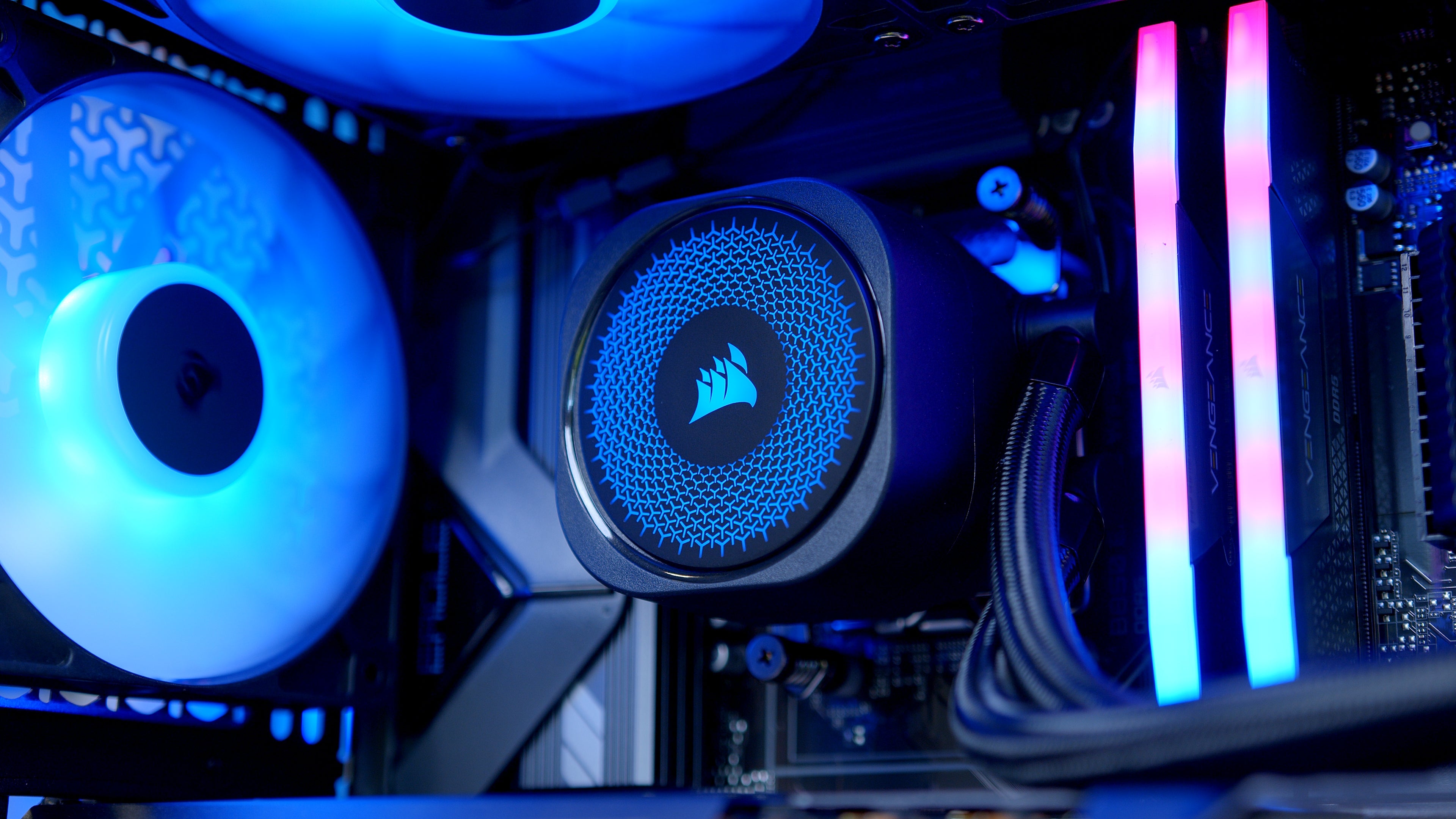 GeekaPC 'Nebula' Gaming PC