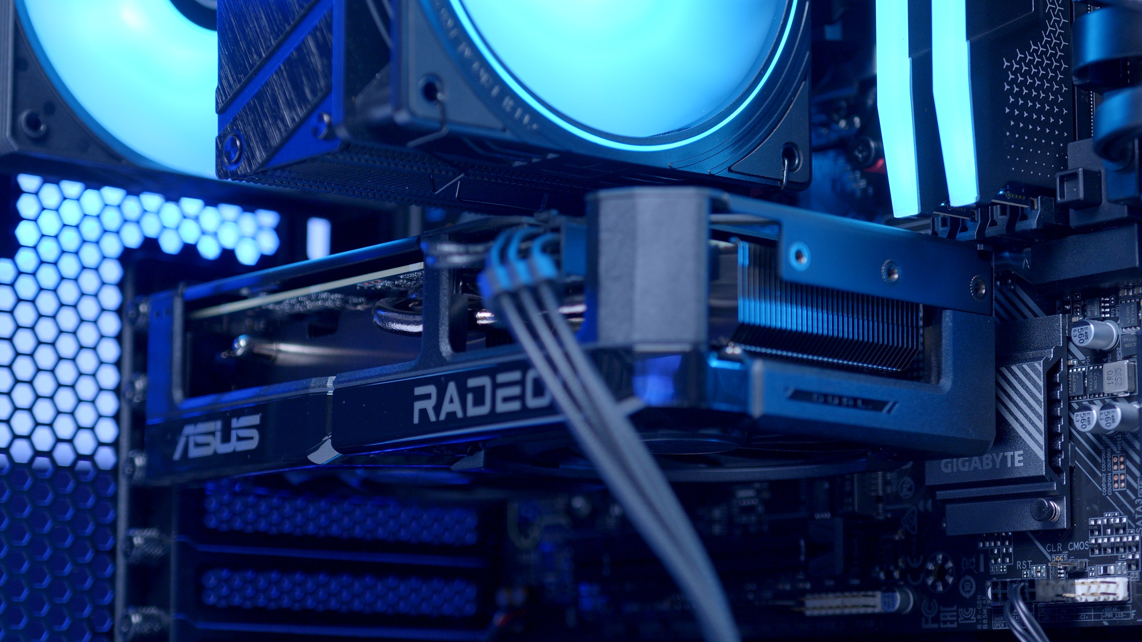 GeekaPC 'Void' Gaming PC