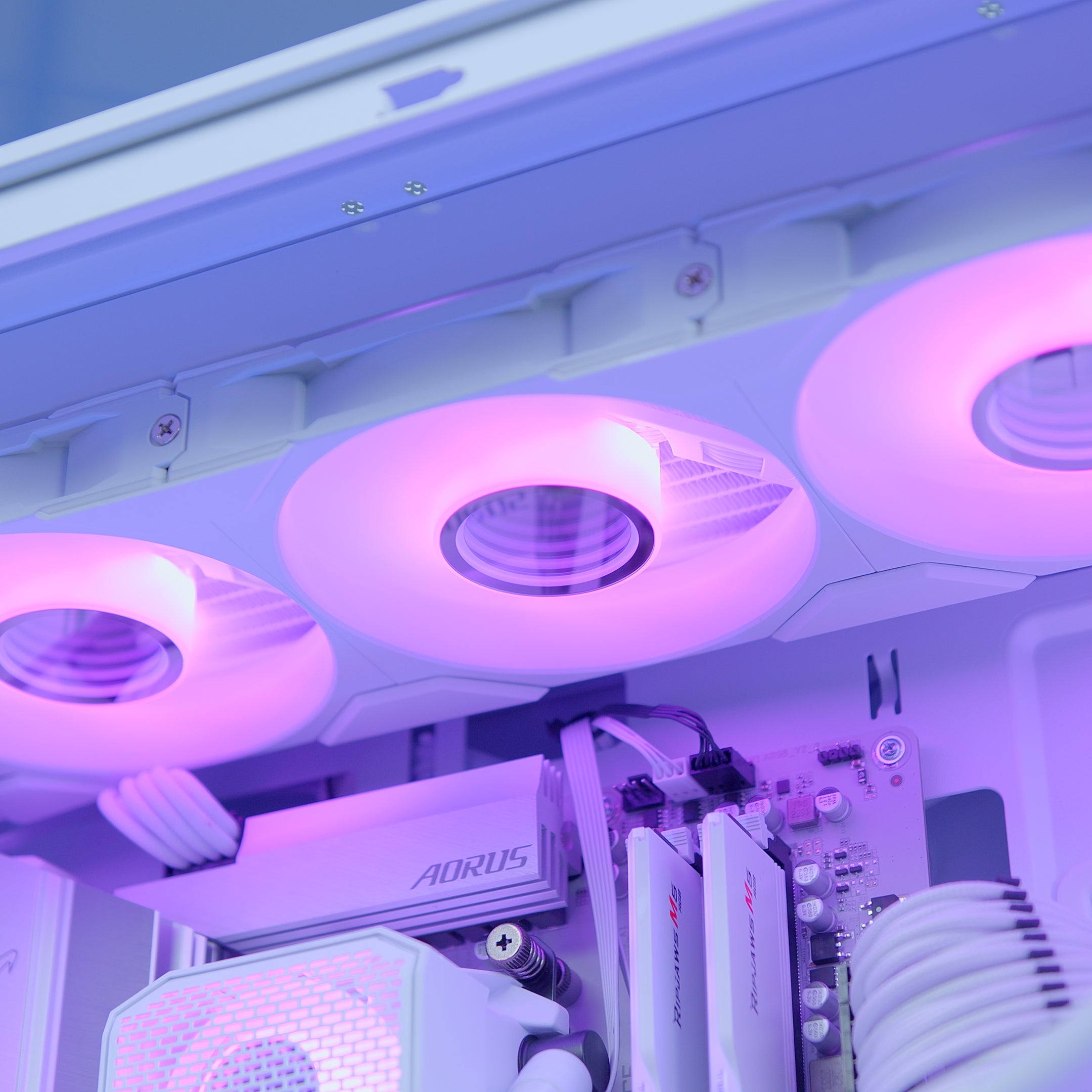 GeekaPC 'Eclipse' (RTX 5070 / RX 9070)