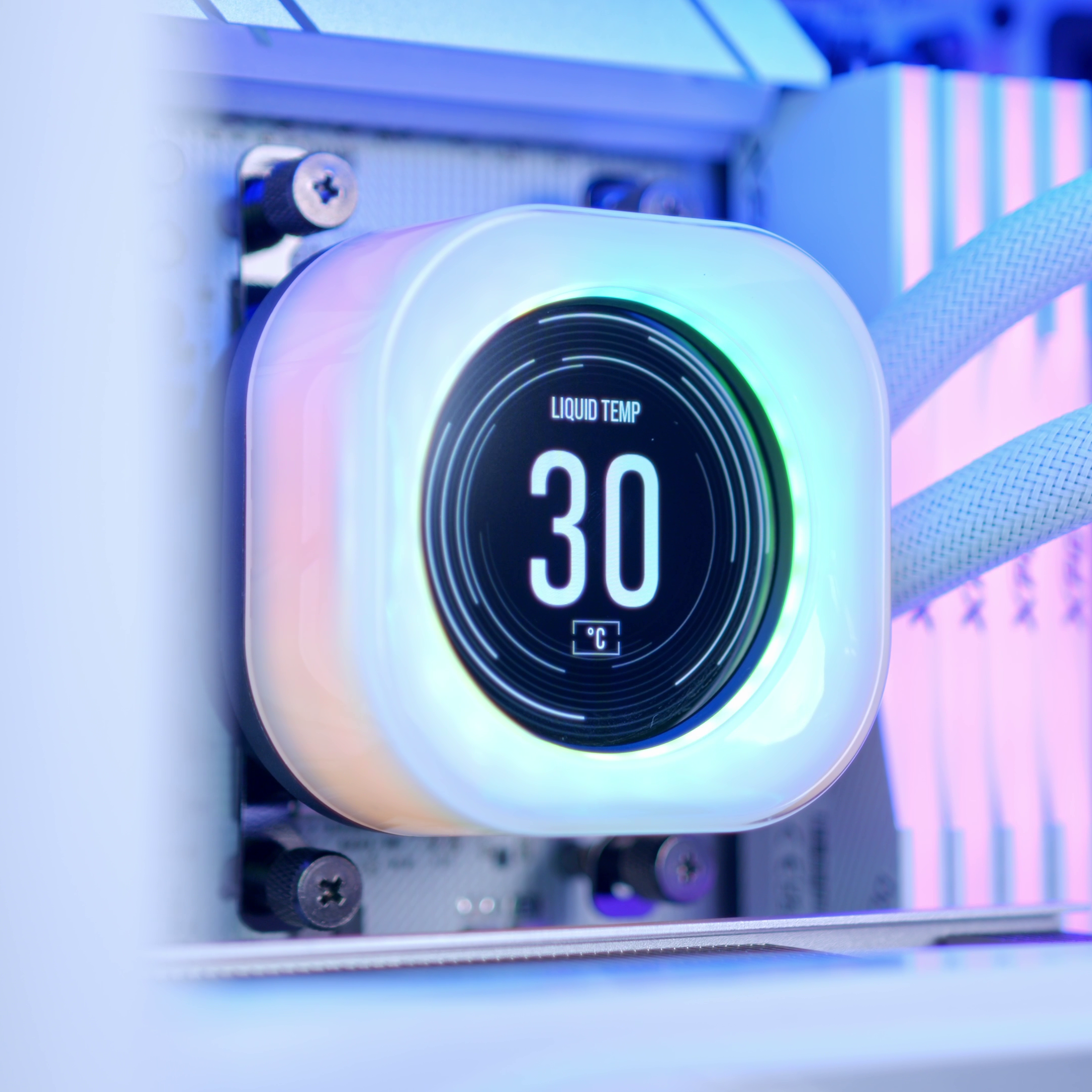 GeekaPC '420' (RTX 5080 / RTX 5090)