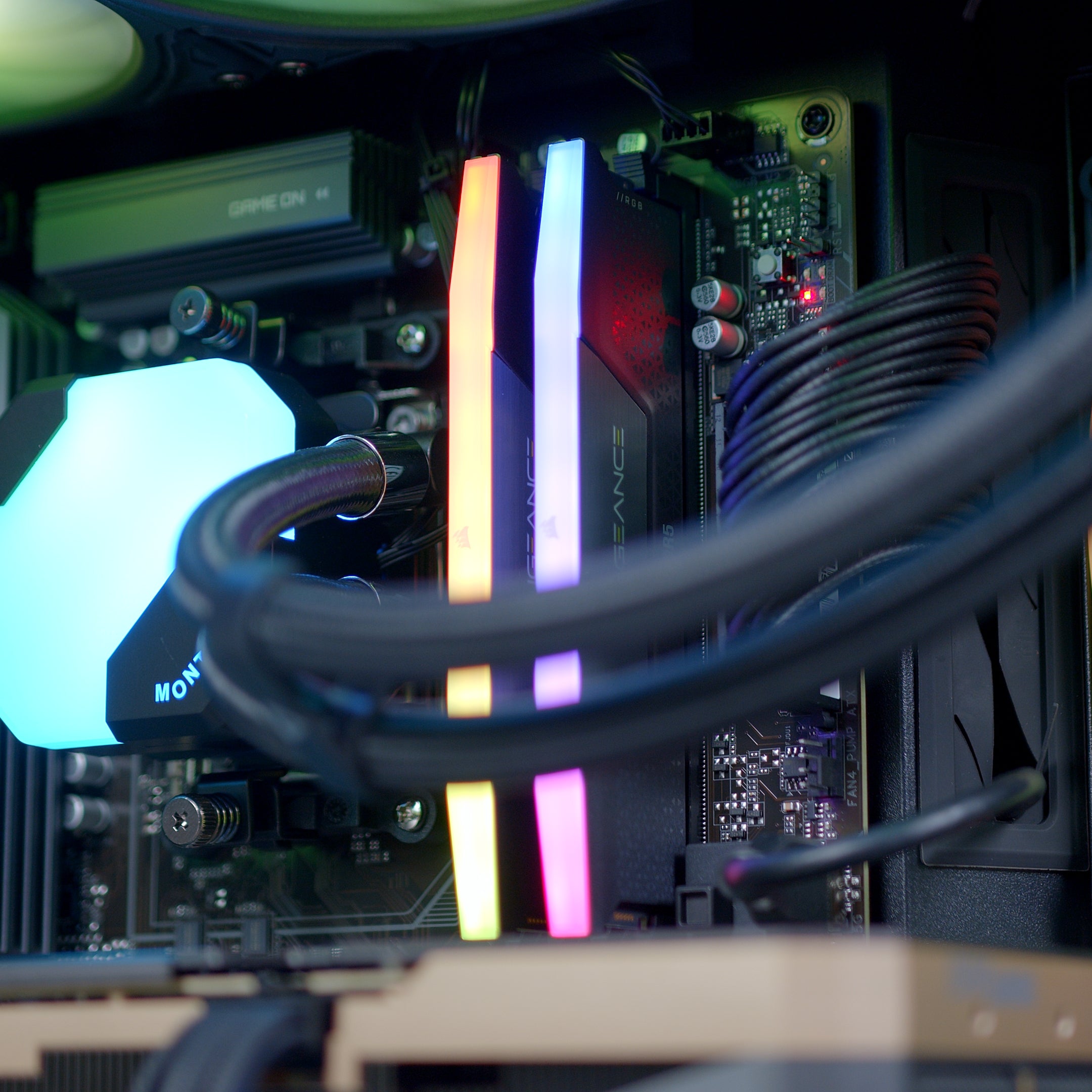 GeekaPC 'Pro' (RX 9070 XT / RTX 5070 Ti / RTX 5080)