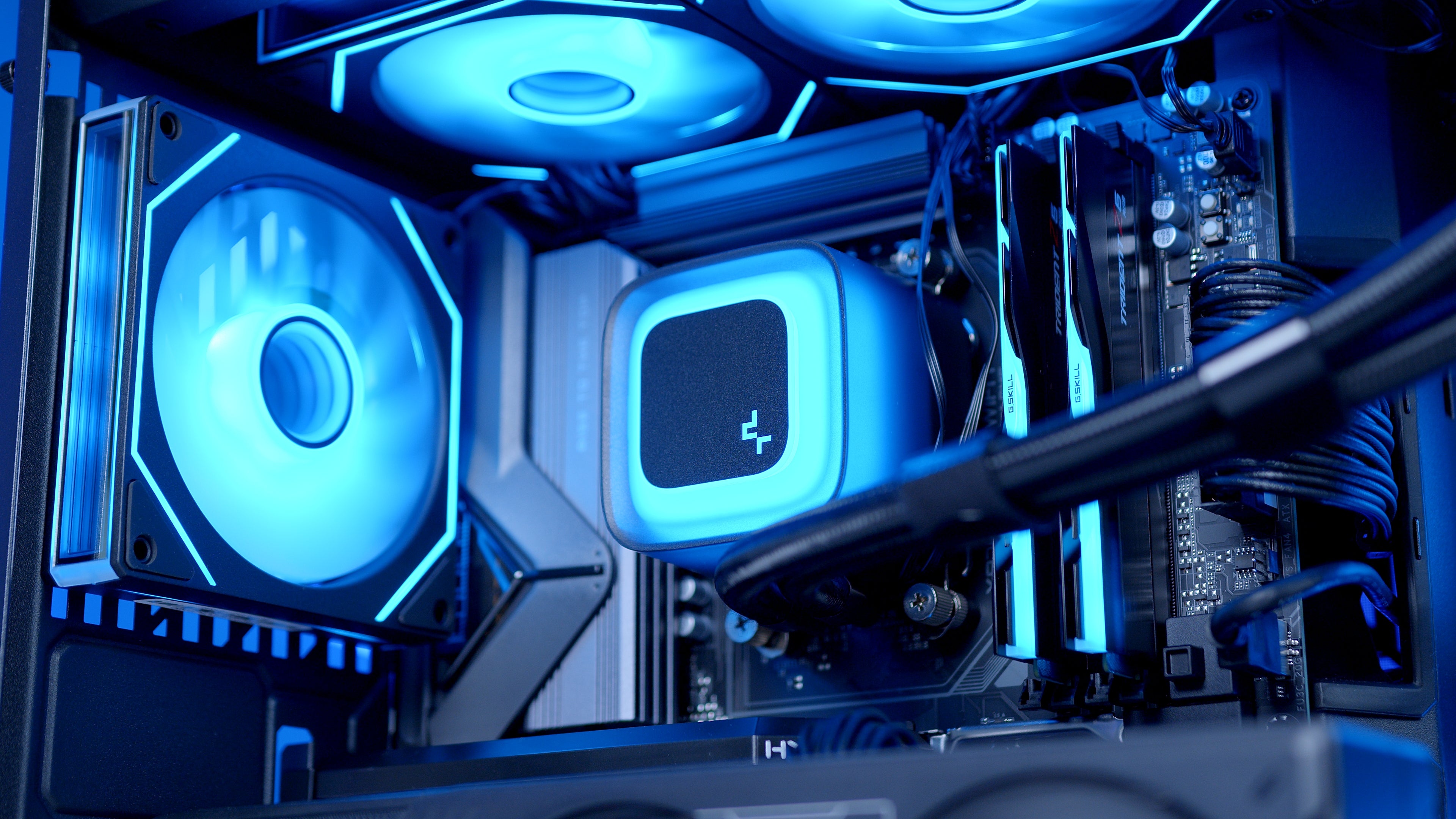GeekaPC 'Spectra' Gaming PC