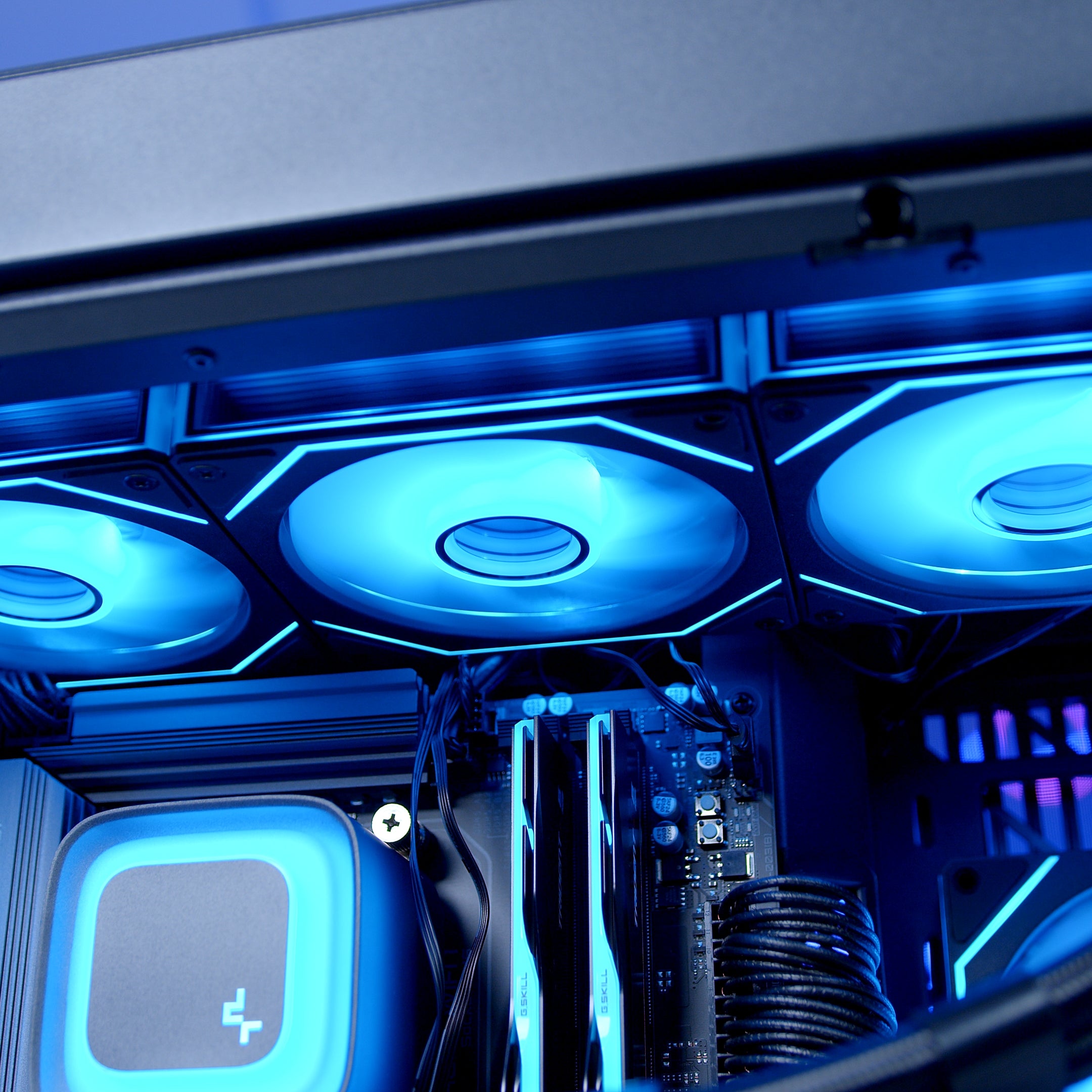 GeekaPC 'Spectra' Gaming PC