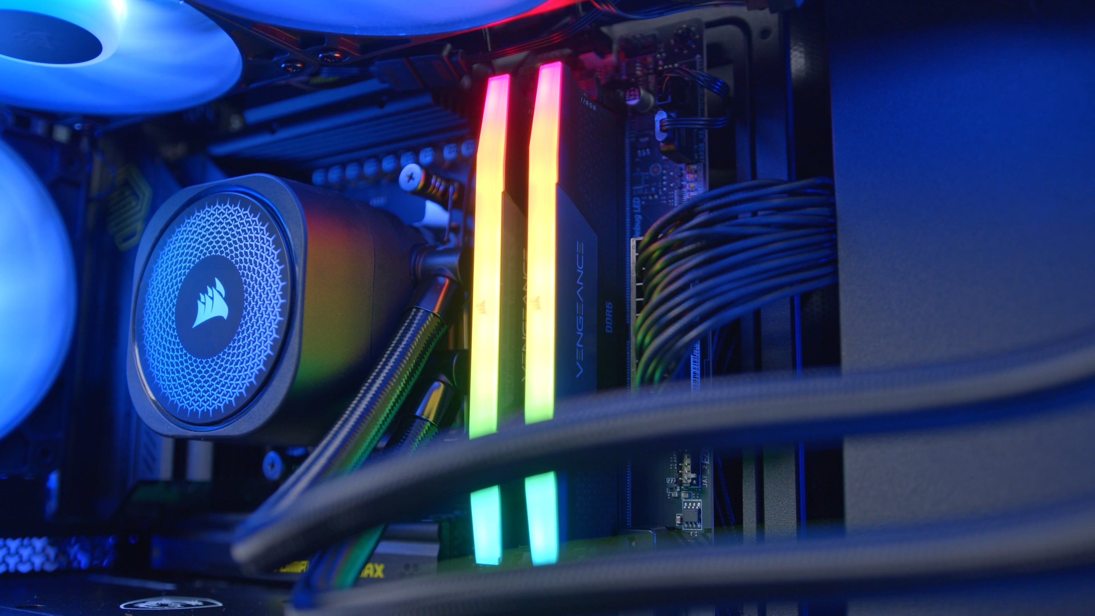 GeekaPC 'Frame' (RTX 5070 Ti / RTX 5080 / RX 9070 XT)