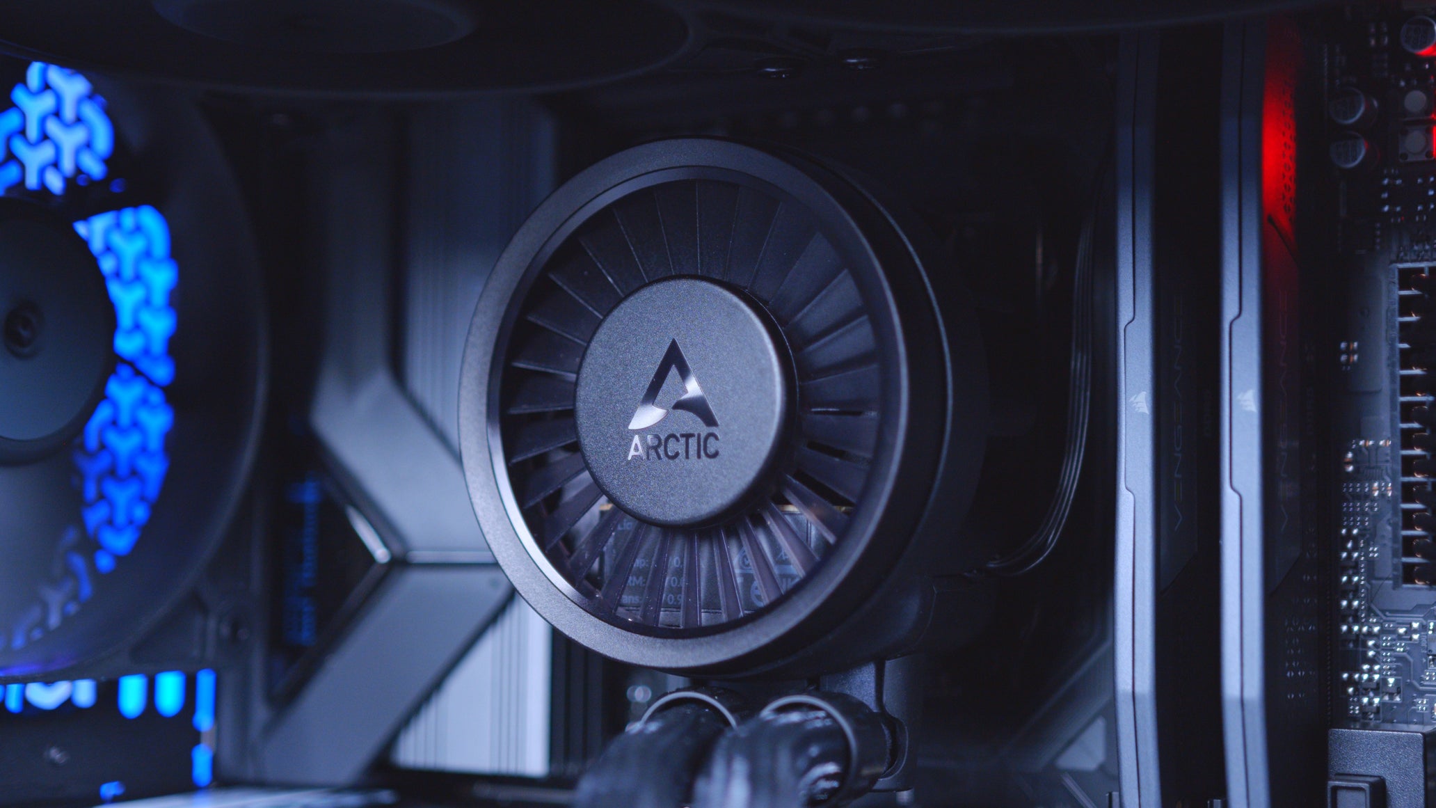 GeekaPC 'Pro' Video Editing PC (NVIDIA RTX 5070Ti)