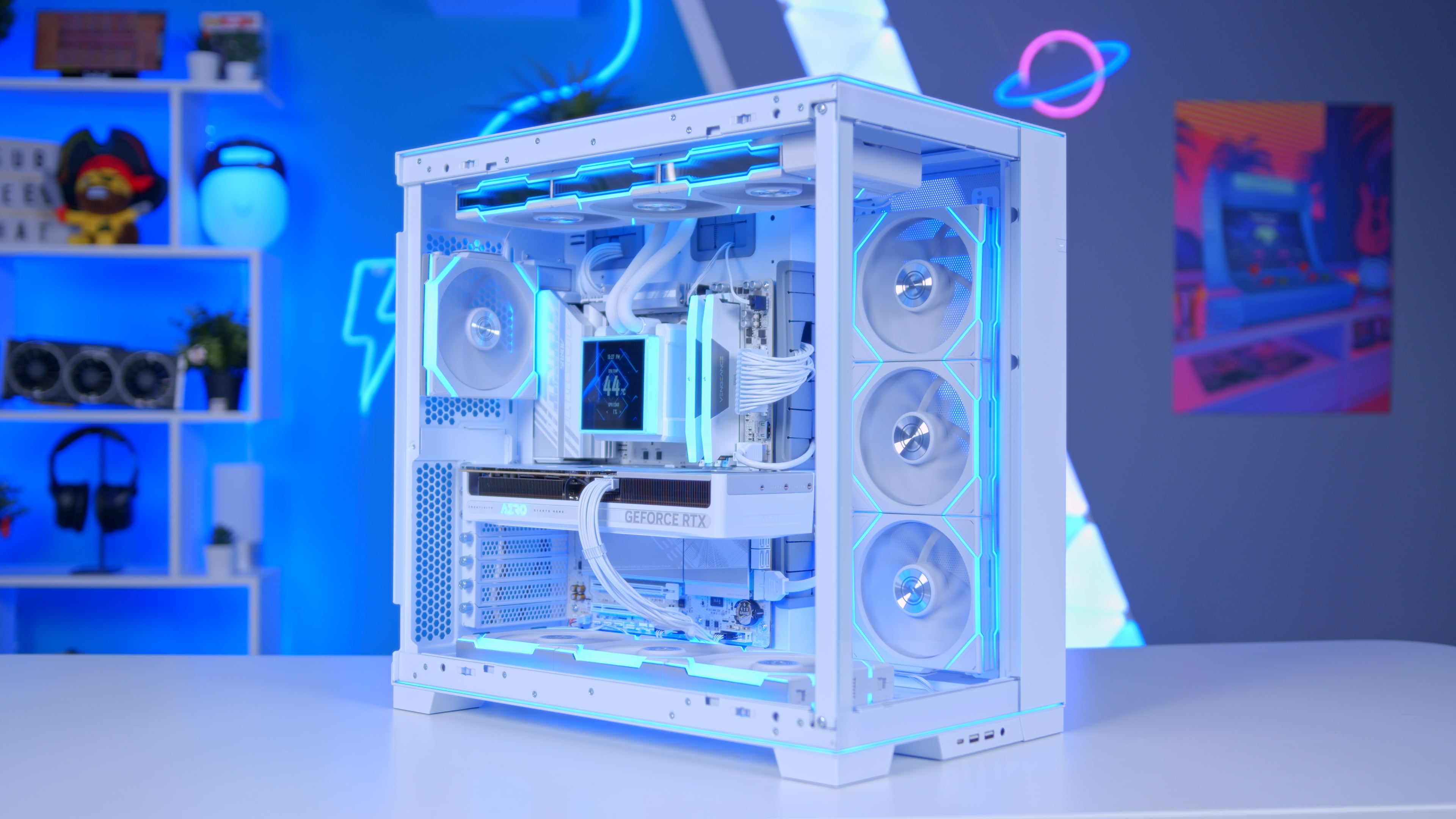 GeekaPC 'Icefall' (RX 9070 XT / RTX 5080 / RTX 5090)