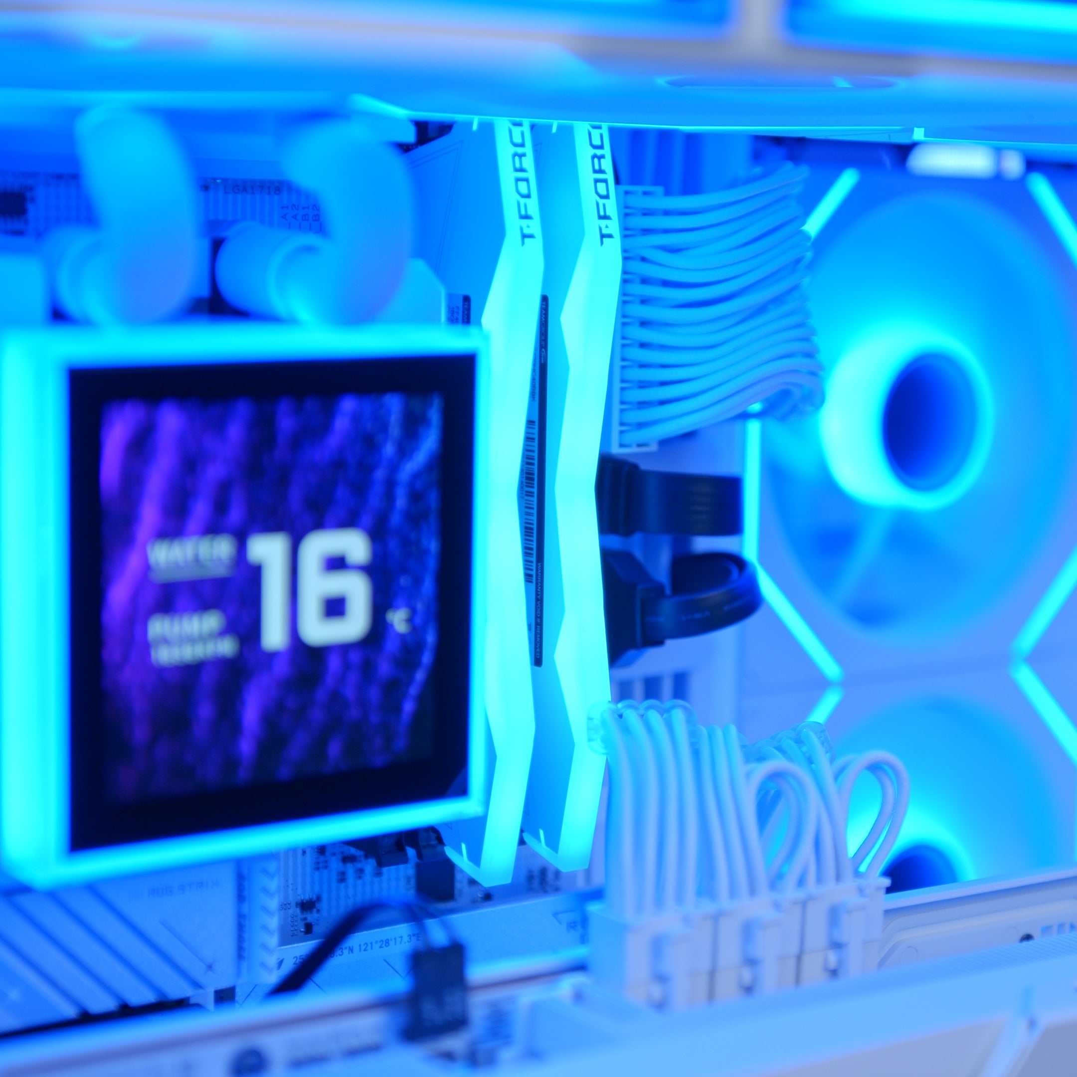 GeekaPC 'Prism' Gaming PC