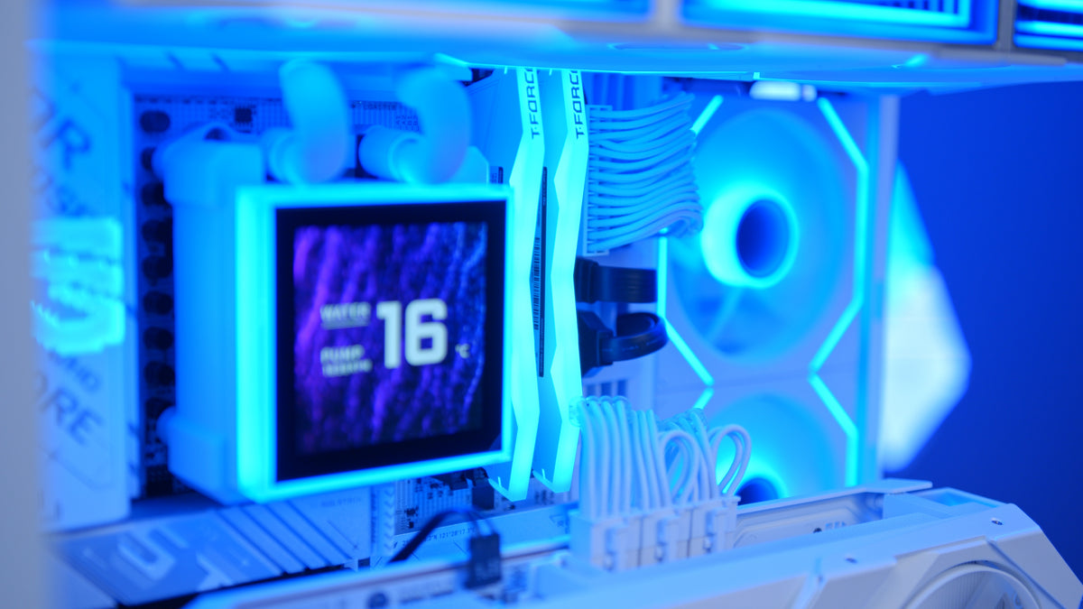 GeekaPC 'Prism' Gaming PC