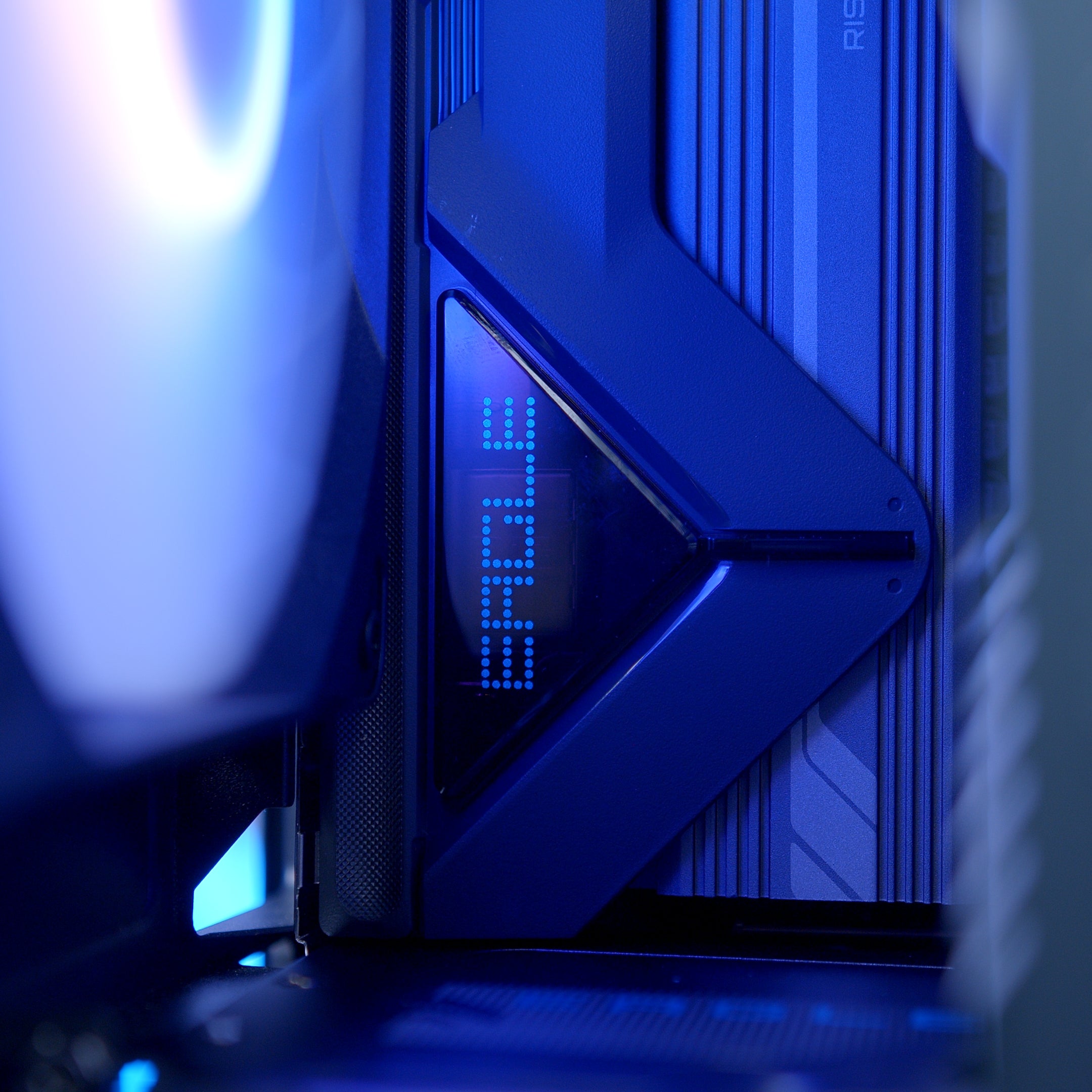 GeekaPC 'Assassin' (RTX 5070 / RX 9070)