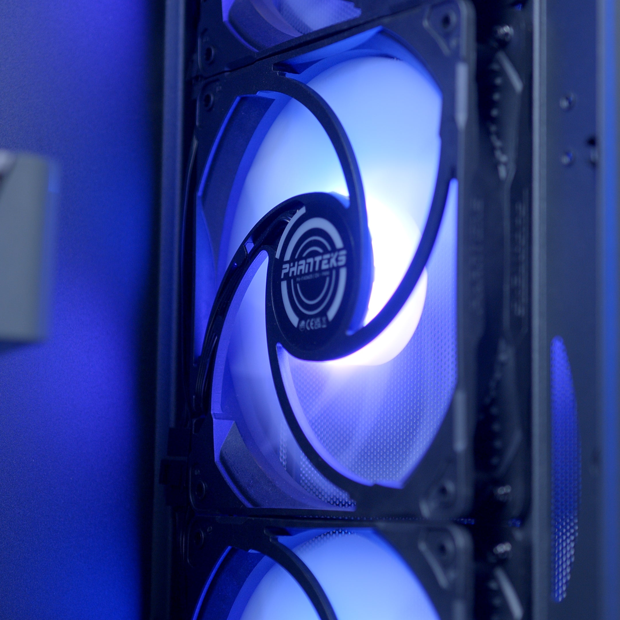 GeekaPC 'Assassin' (RTX 5070 / RX 9070)