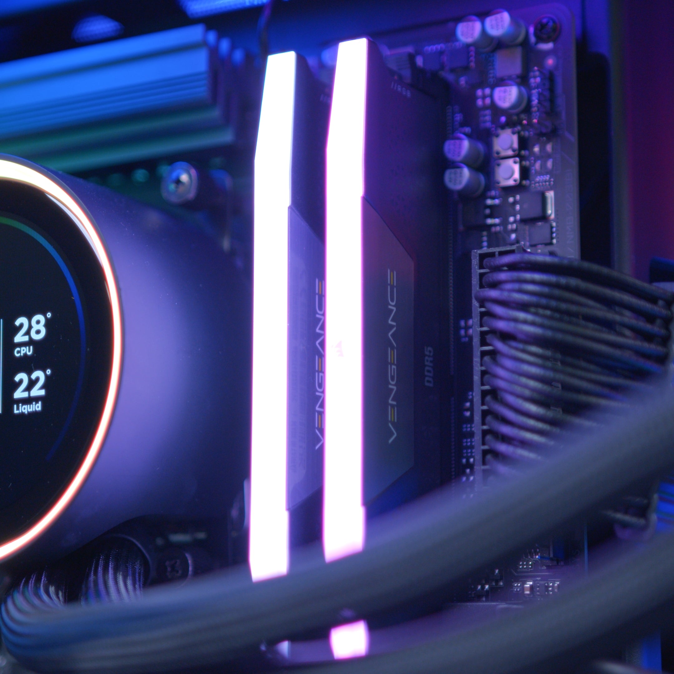 GeekaPC 'Dreadnought' (RTX 5080 / RX 9070 XT)