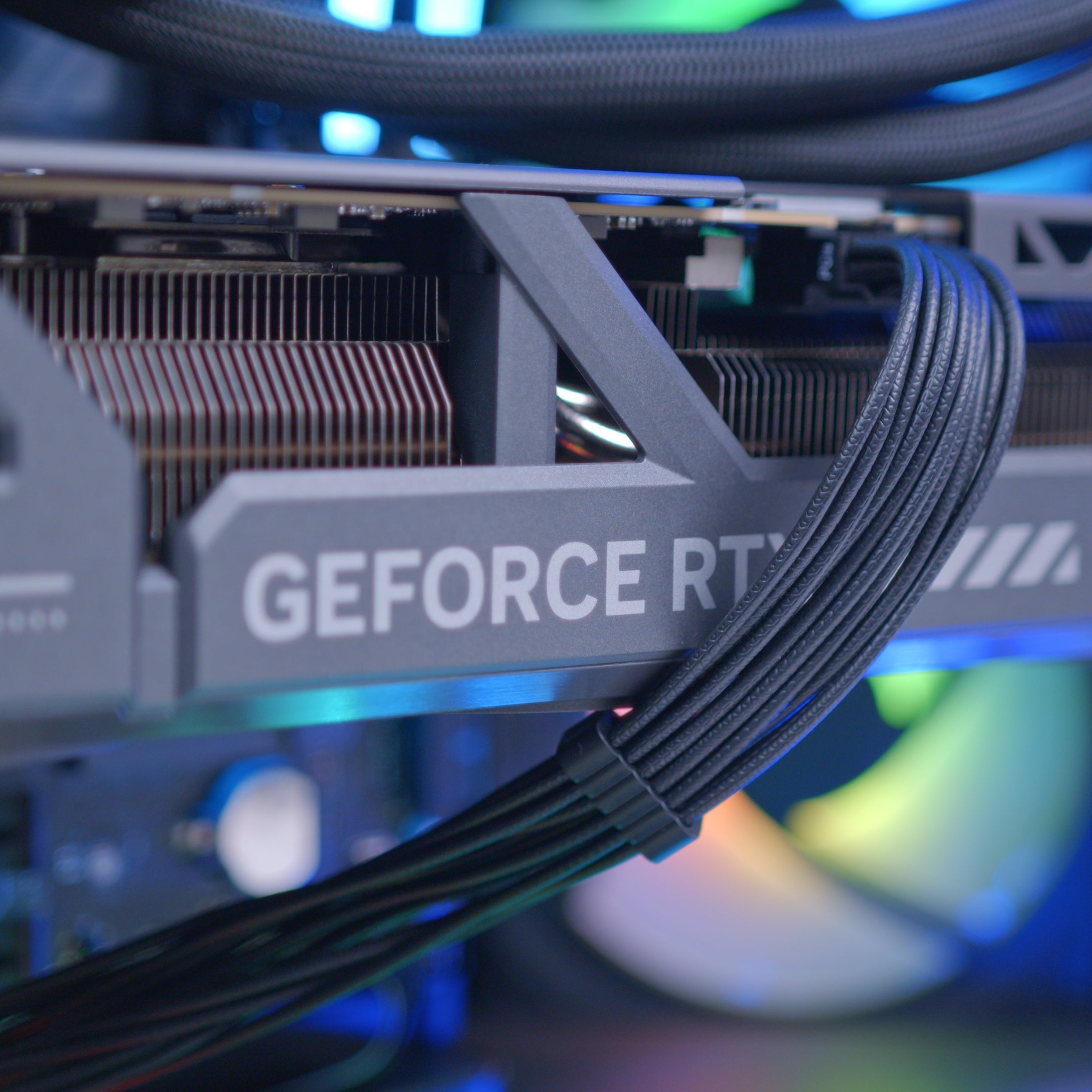 GeekaPC 'Dreadnought' (RTX 5080 / RX 9070 XT)