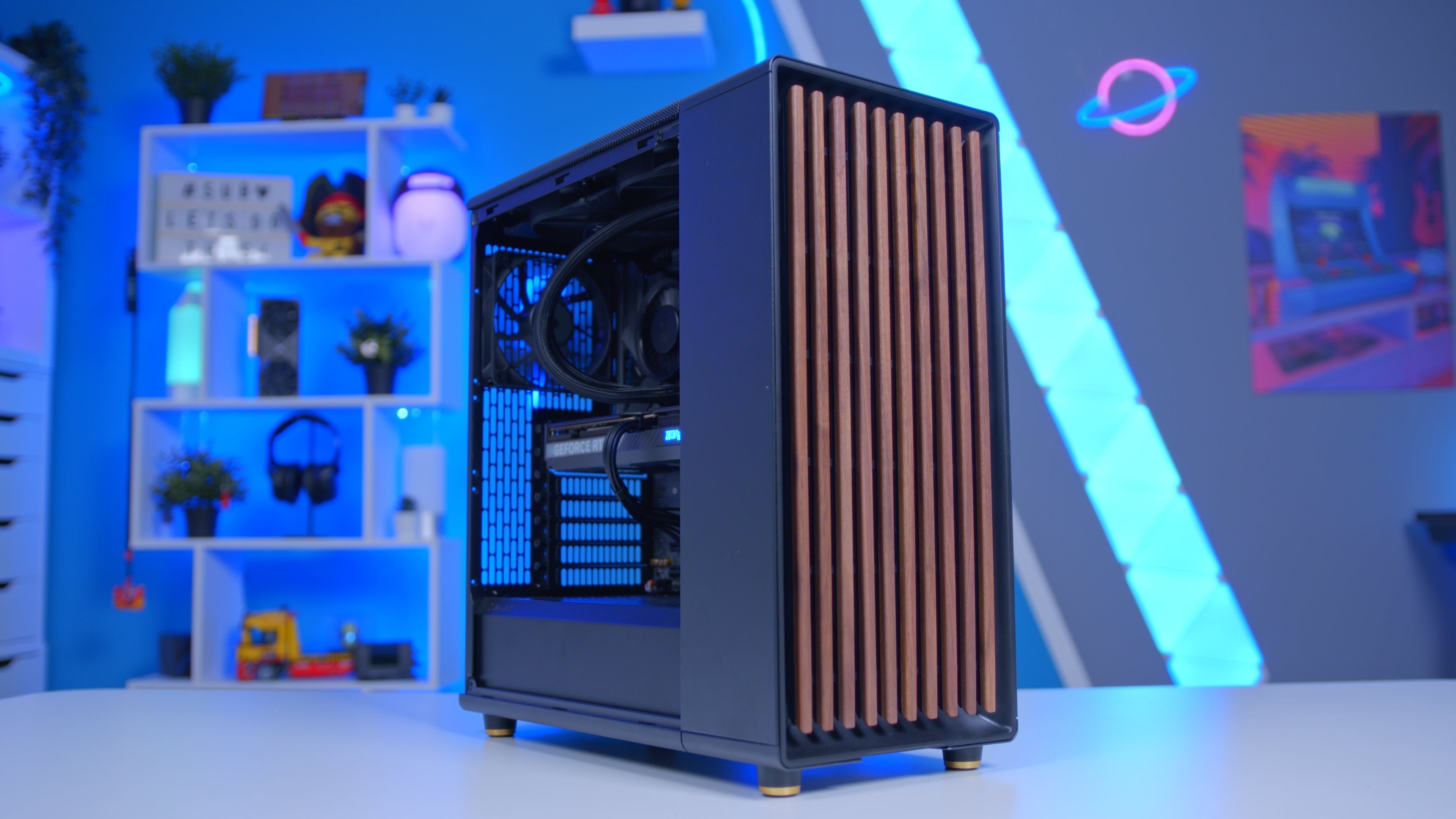 GeekaPC 'Core' Video Editing PC (NVIDIA RTX 5070)