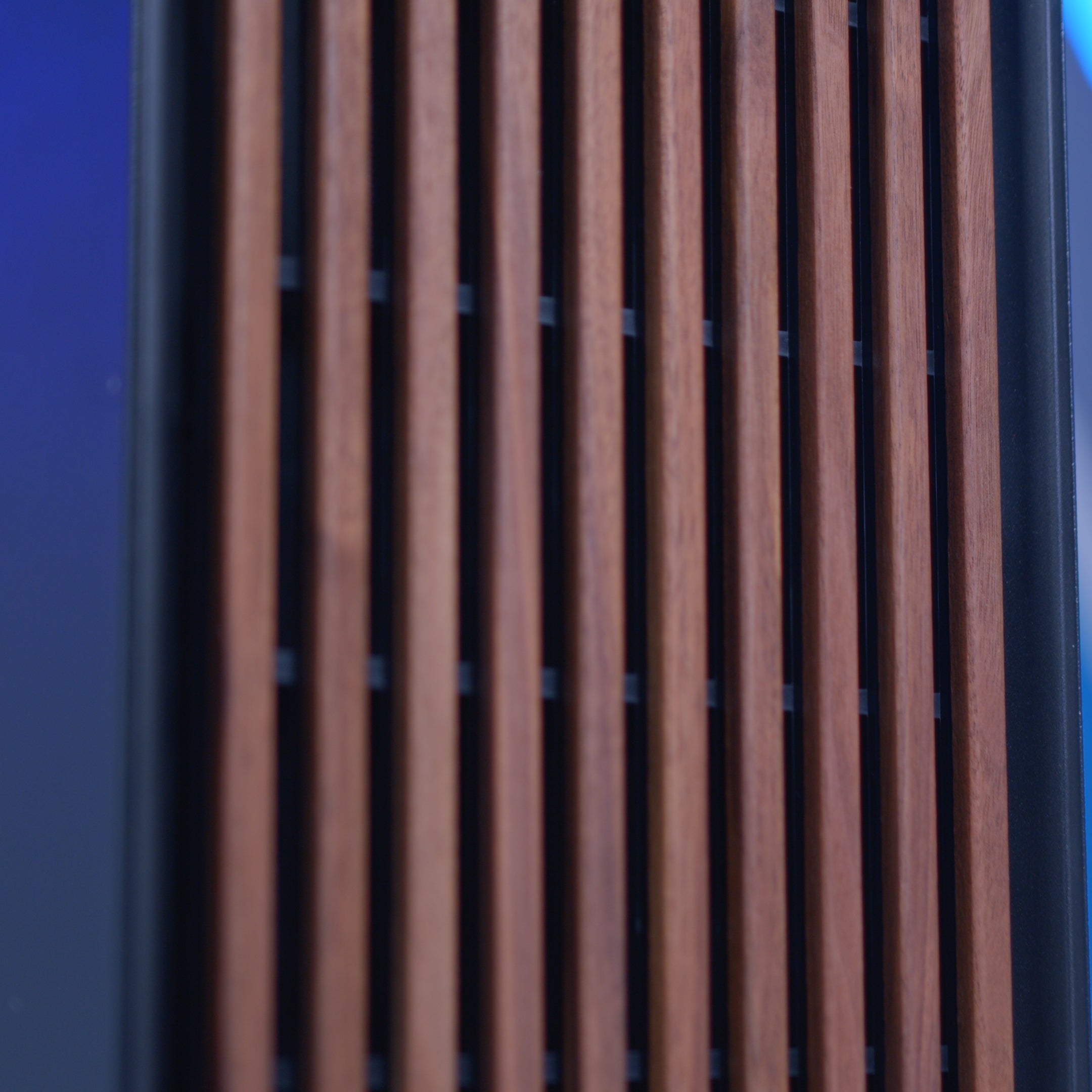 GeekaPC 'Core' Video Editing PC (NVIDIA RTX 5070)