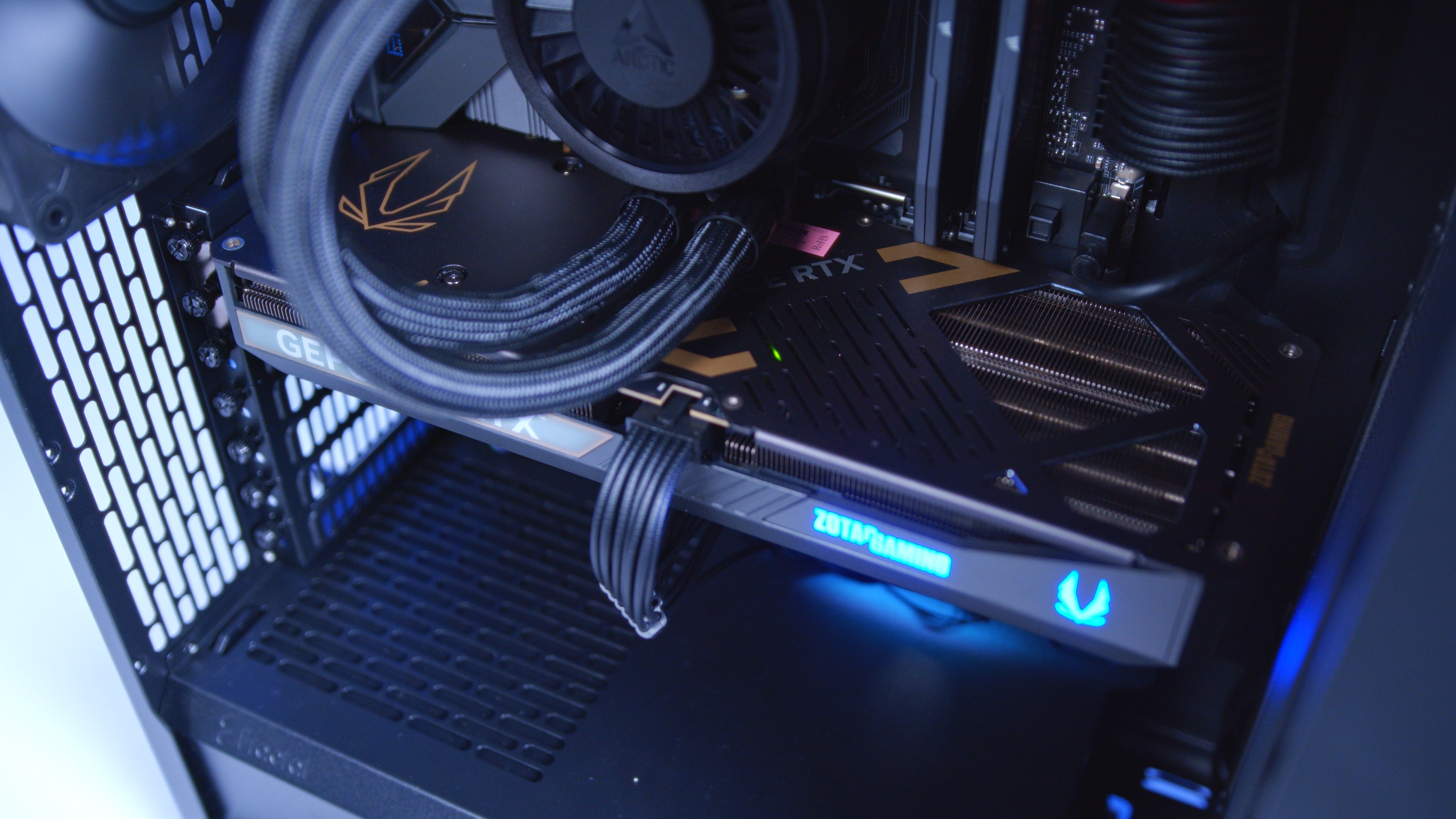 GeekaPC 'Core' Graphics Design PC (NVIDIA RTX 5060 Ti)