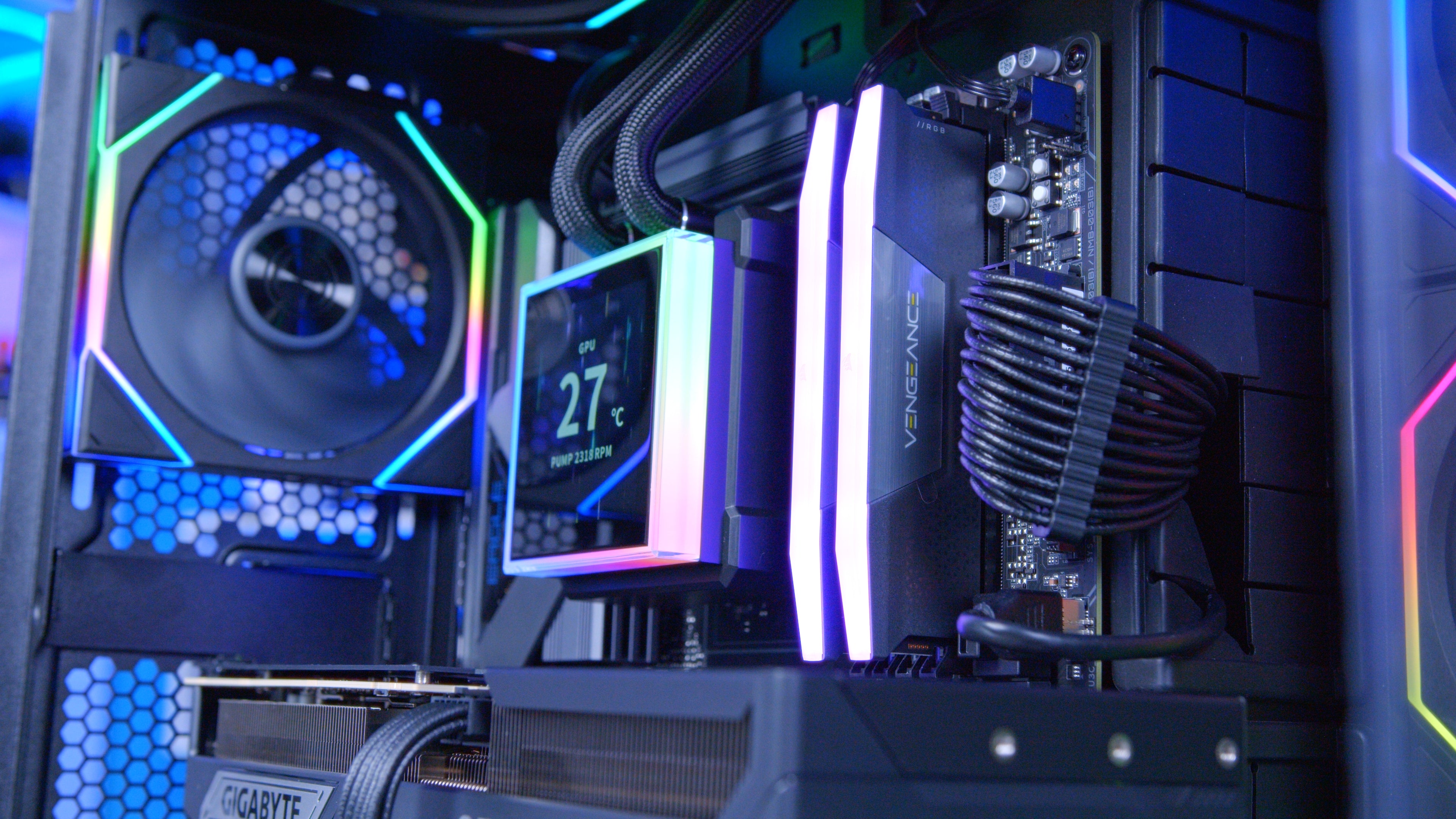 GeekaPC 'Obsidian' (RX 9070 XT / RTX 5080 / RTX 5090)