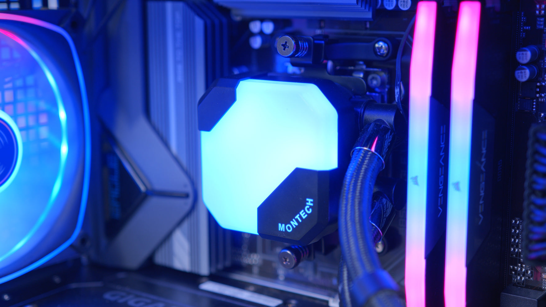 GeekaPC 'Expert' (RX 9070 / RTX 5070)