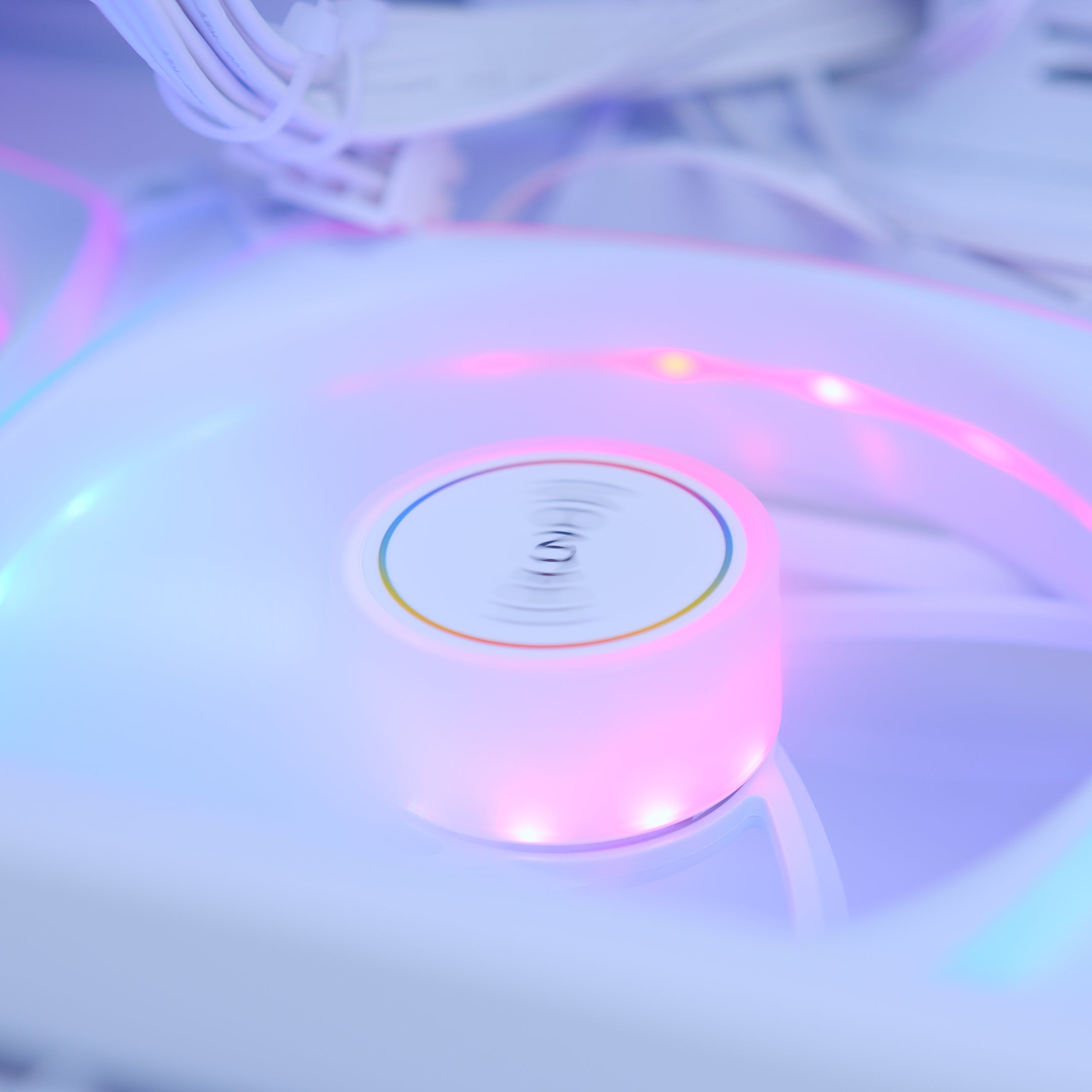 GeekaPC 'Blizzard' (RX 9060 XT / RTX 5060)