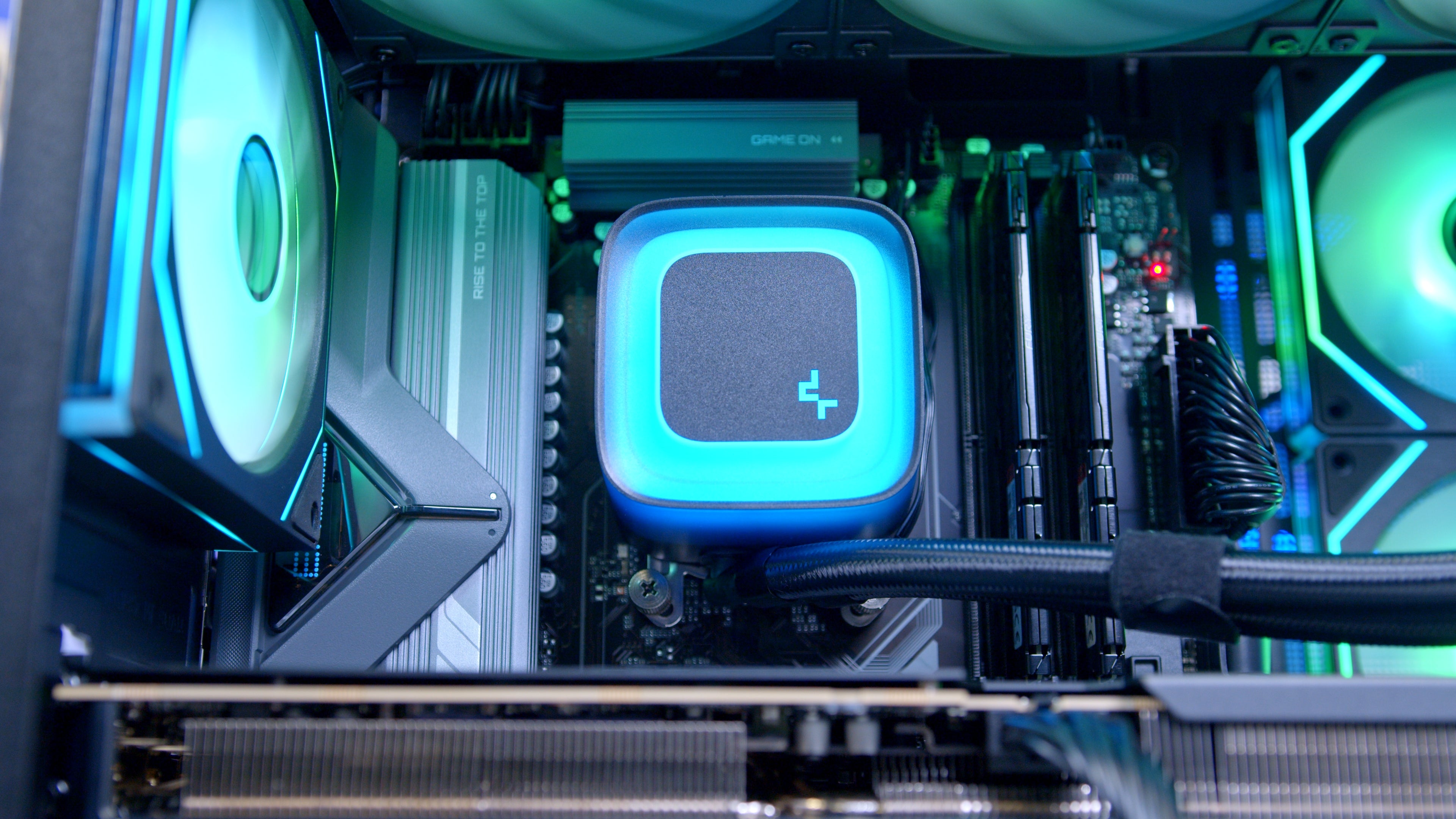 GeekaPC 'Emperor' (RX 9070 XT / RTX 5070 Ti)