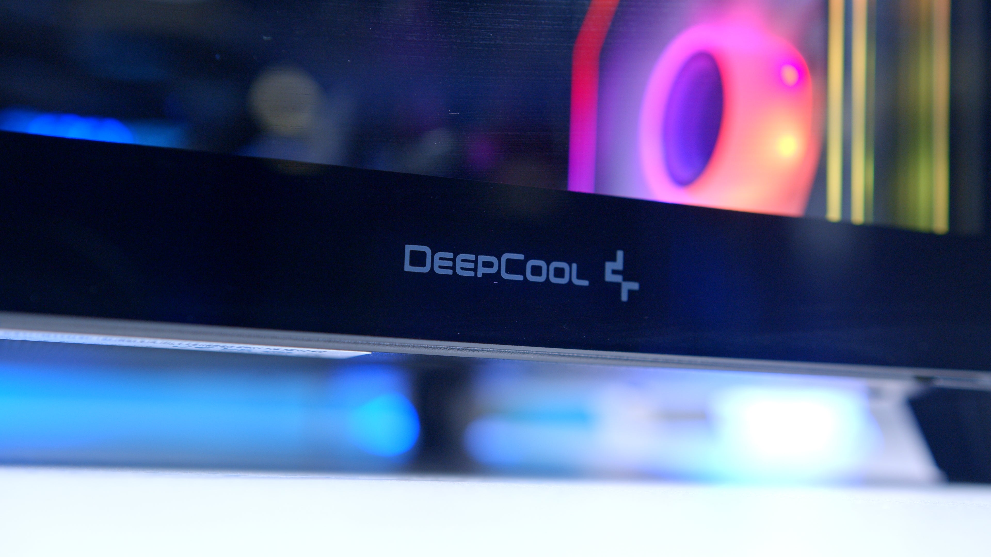 GeekaPC 'Emperor' (RX 9070 XT / RTX 5070 Ti)