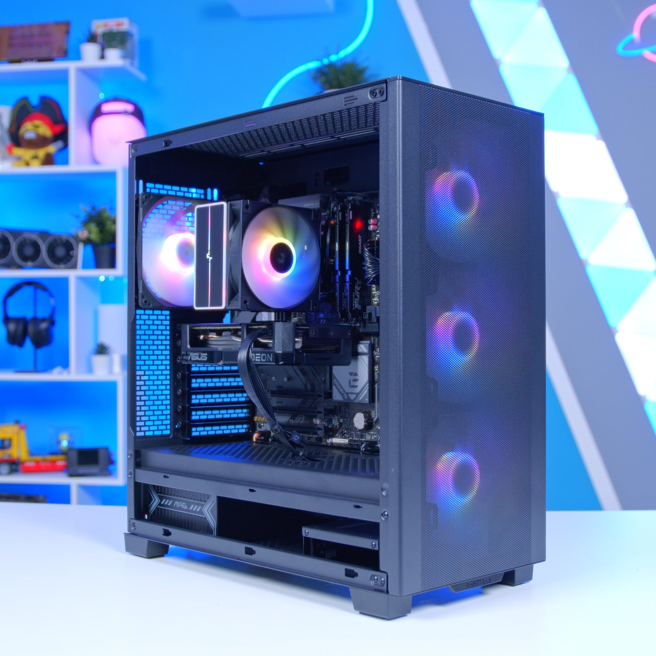 GeekaPC 'Arc' (Arc B580 / RTX 5060 / RX 9060 XT 16GB)