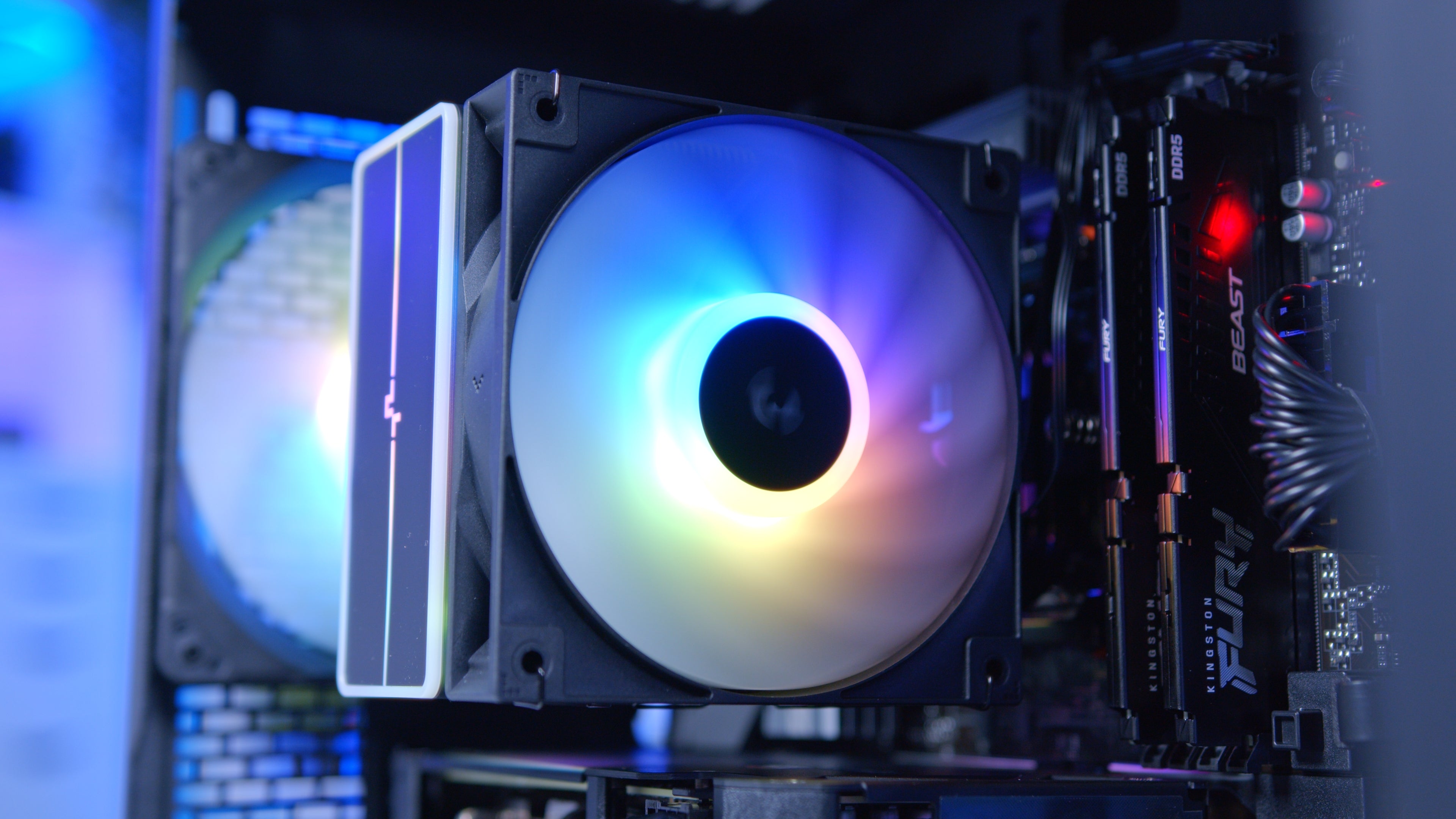 GeekaPC 'Arc' (Arc B580 / RTX 5060 / RX 9060 XT 16GB)