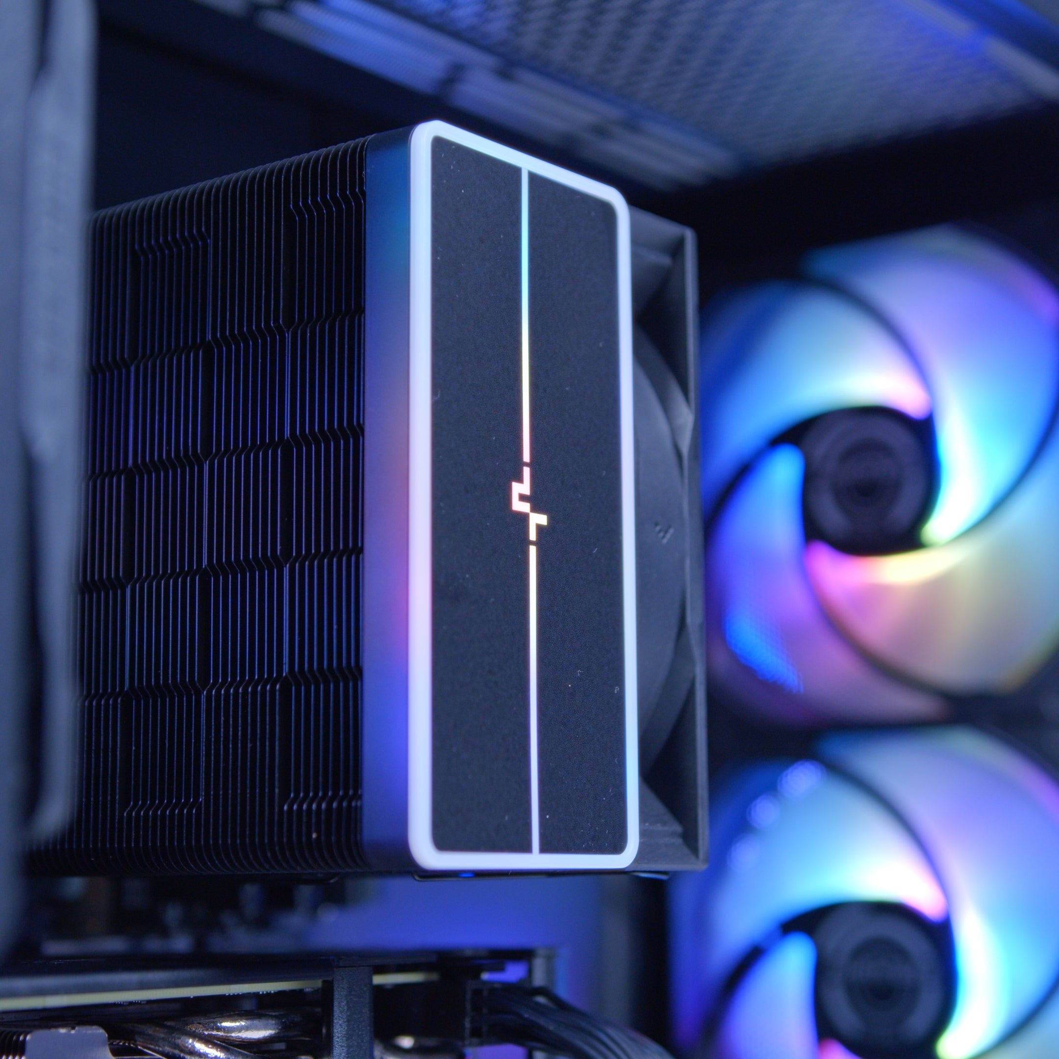 GeekaPC 'Arc' (Arc B580 / RTX 5060 / RX 9060 XT 16GB)