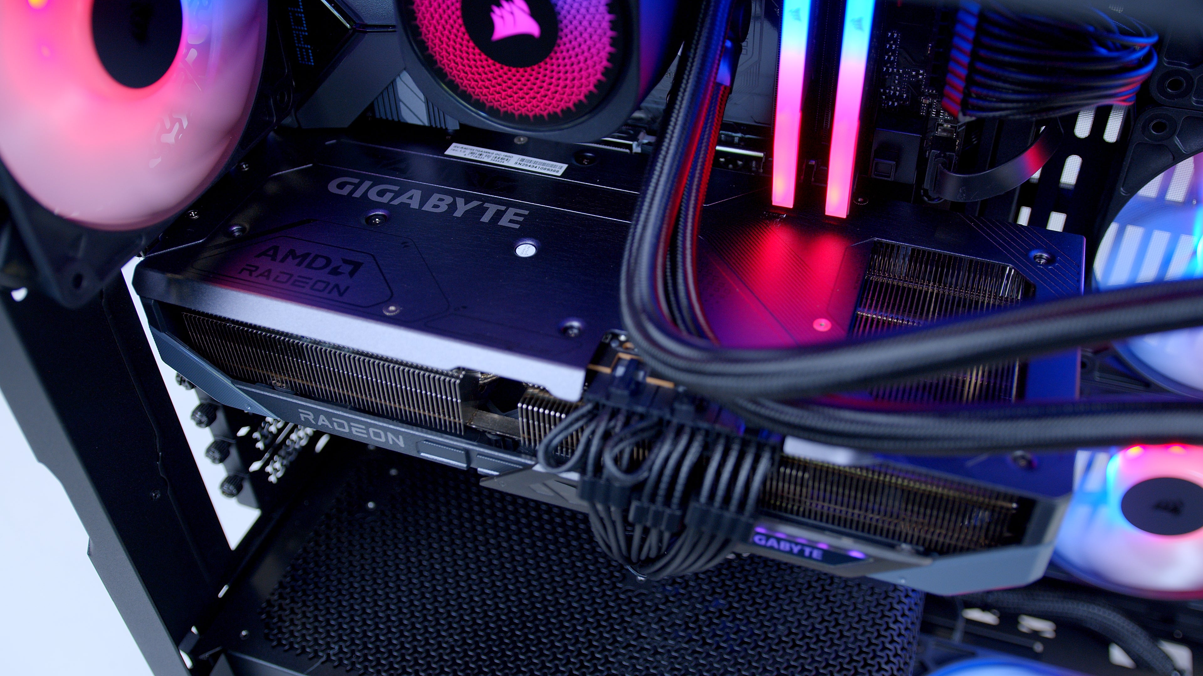 GeekaPC 'Nebula' Gaming PC
