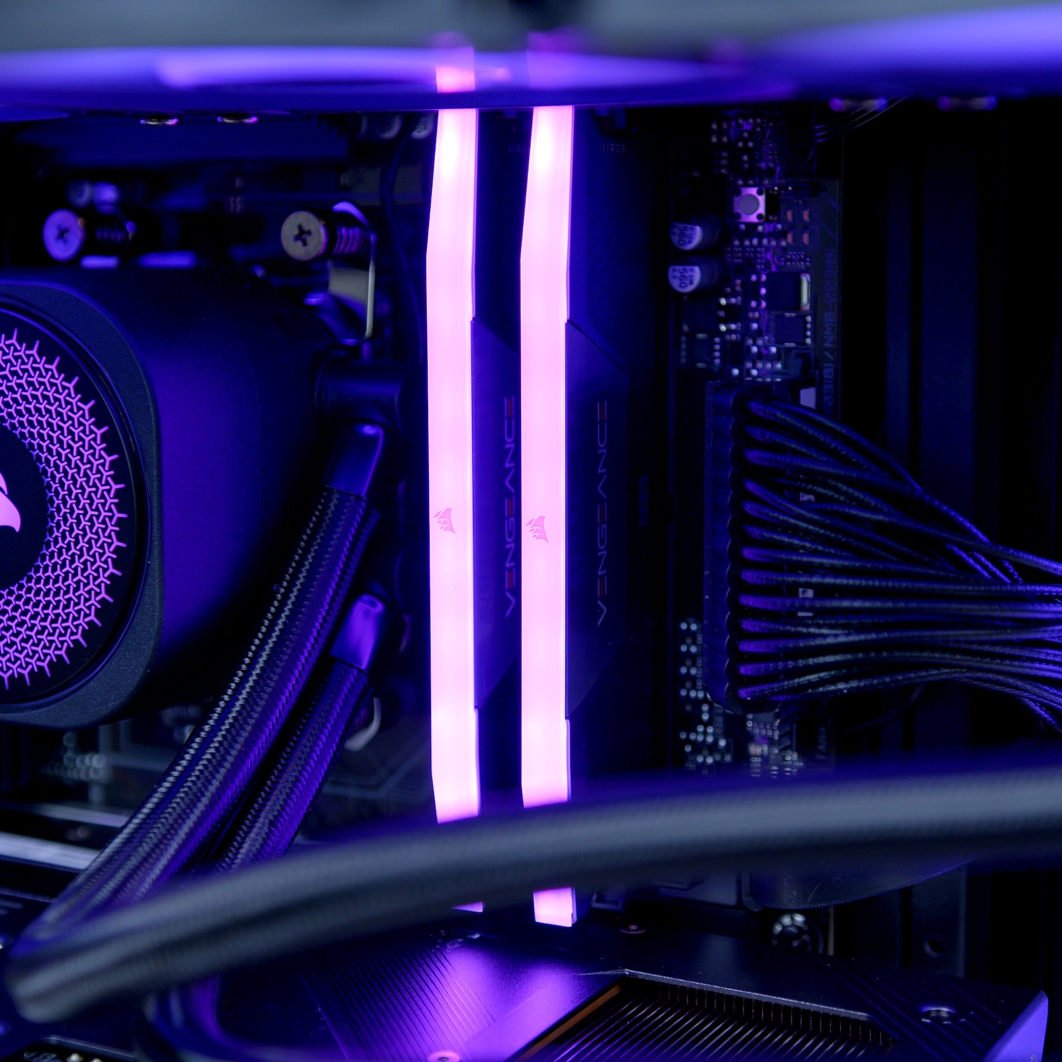 GeekaPC 'Nebula' Gaming PC