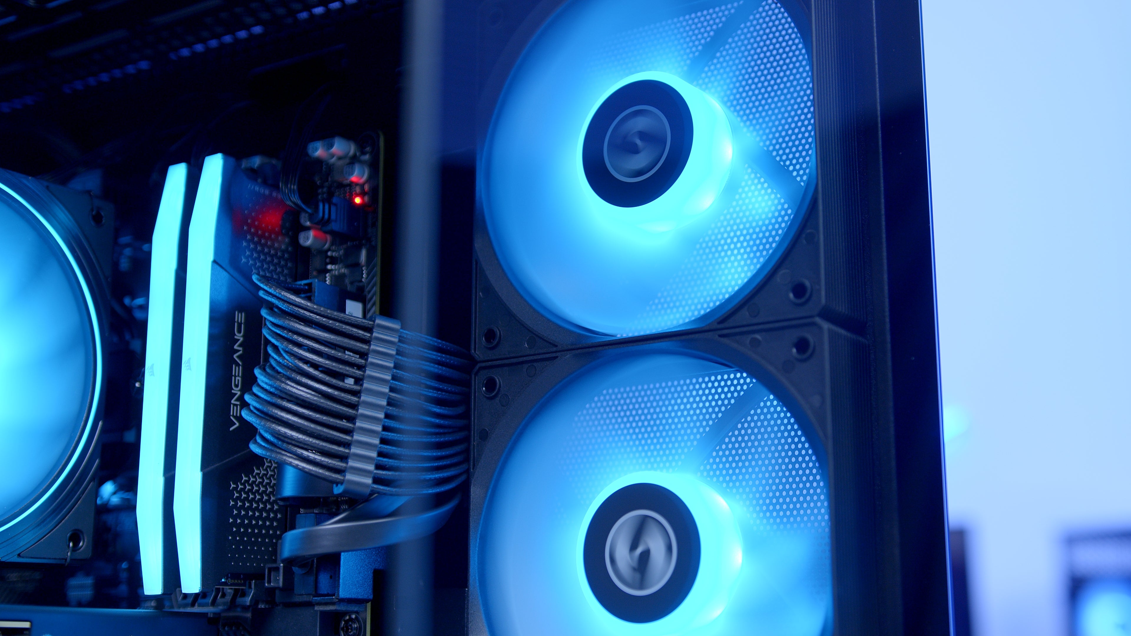 GeekaPC 'Void' Gaming PC