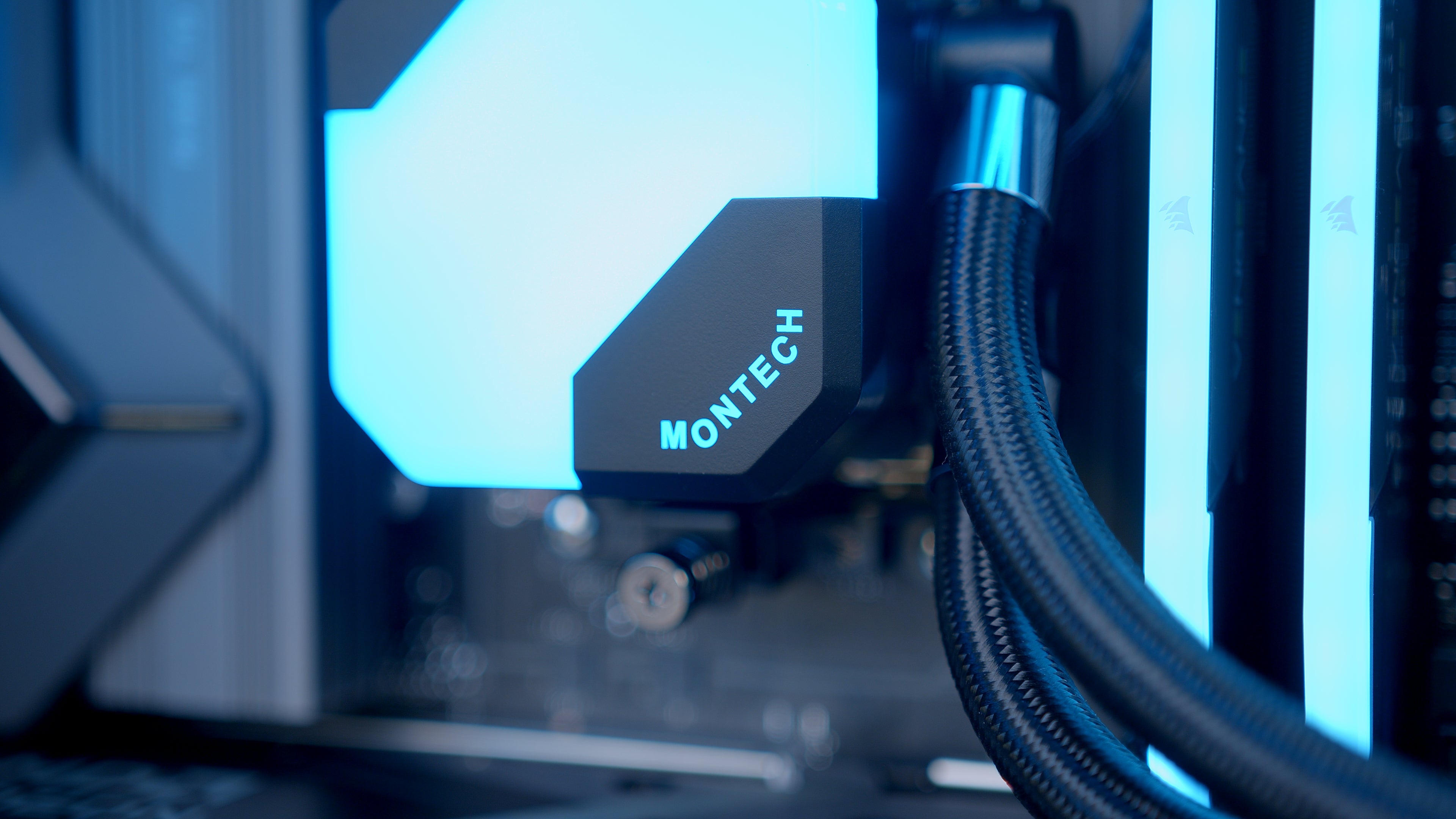 GeekaPC 'King' (RX 9070 / RTX 5070)