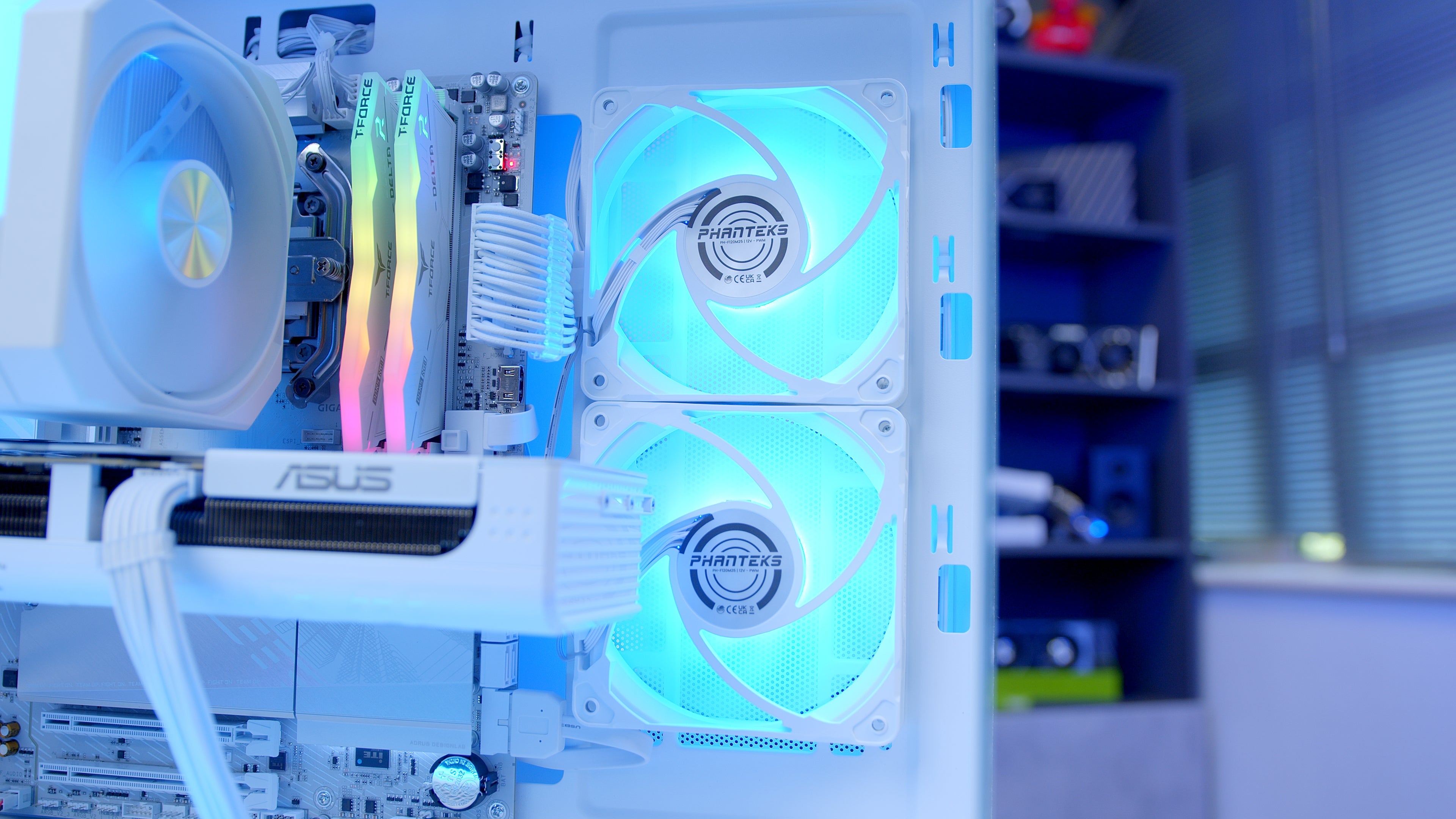 GeekaPC 'Arctic' (RTX 5070 / RX 9070)